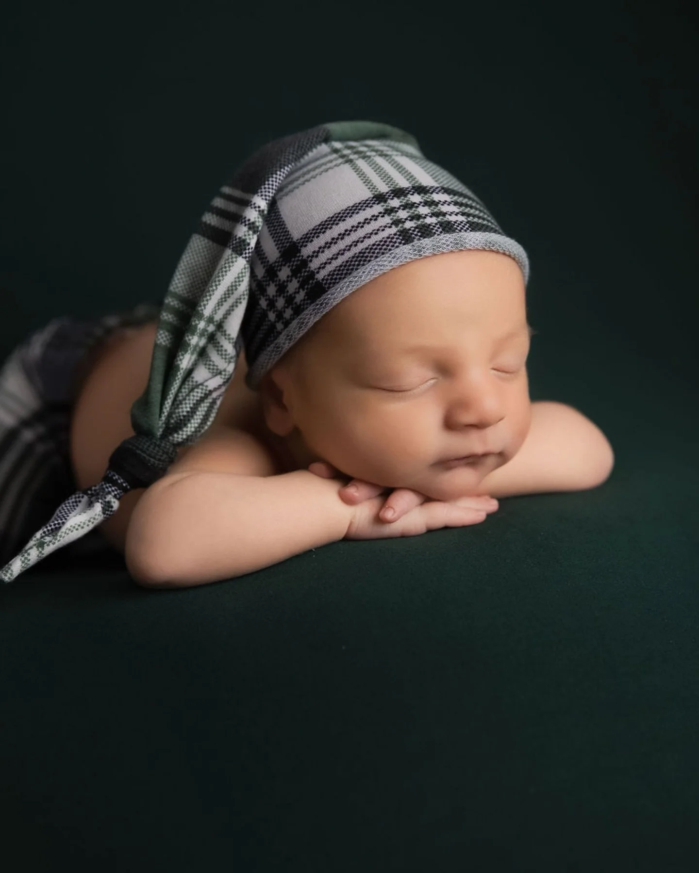 Meet baby Tony  #newbornsession #nycnewbornphotographer #