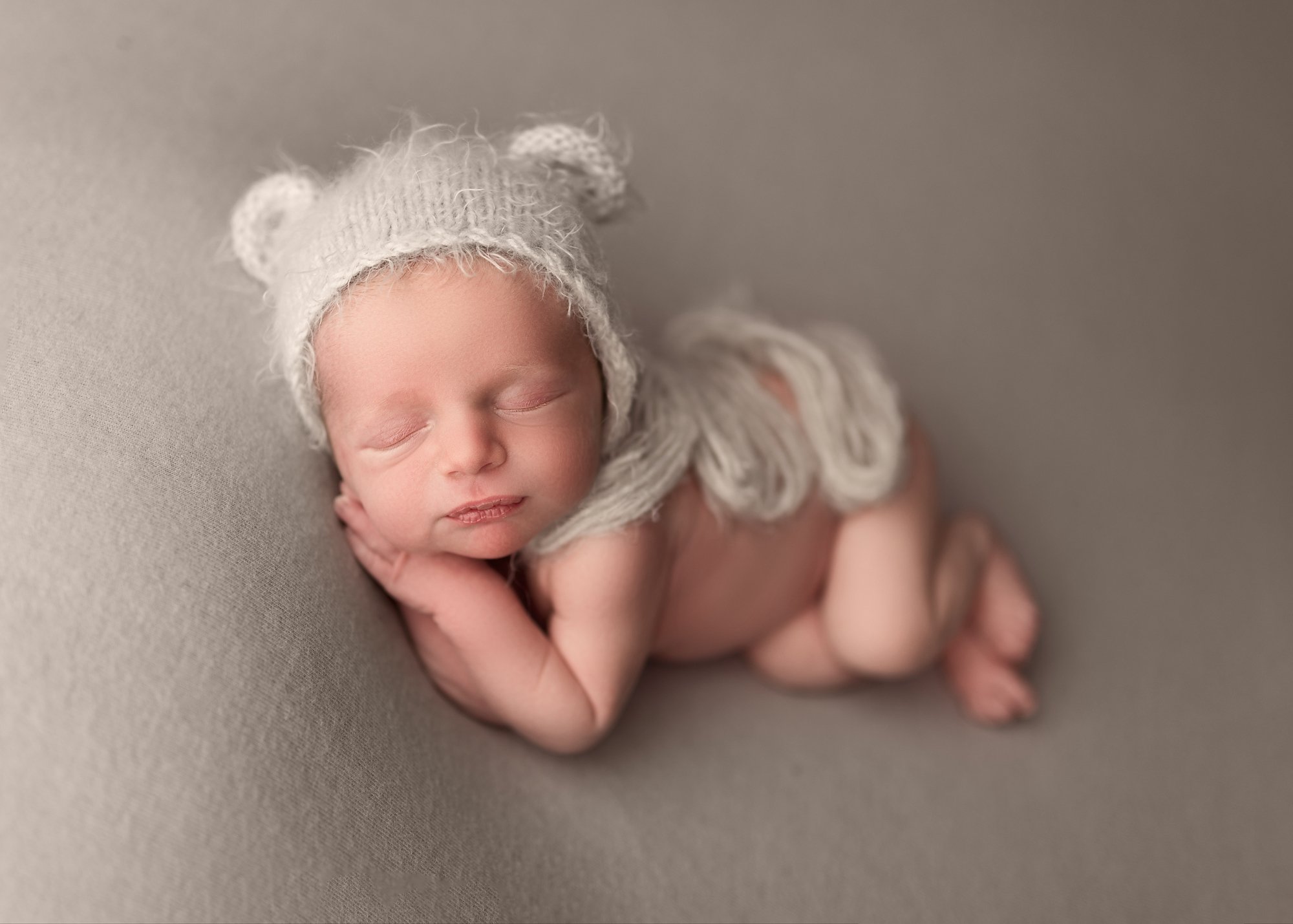 barrington rhode island newborn photo shoot