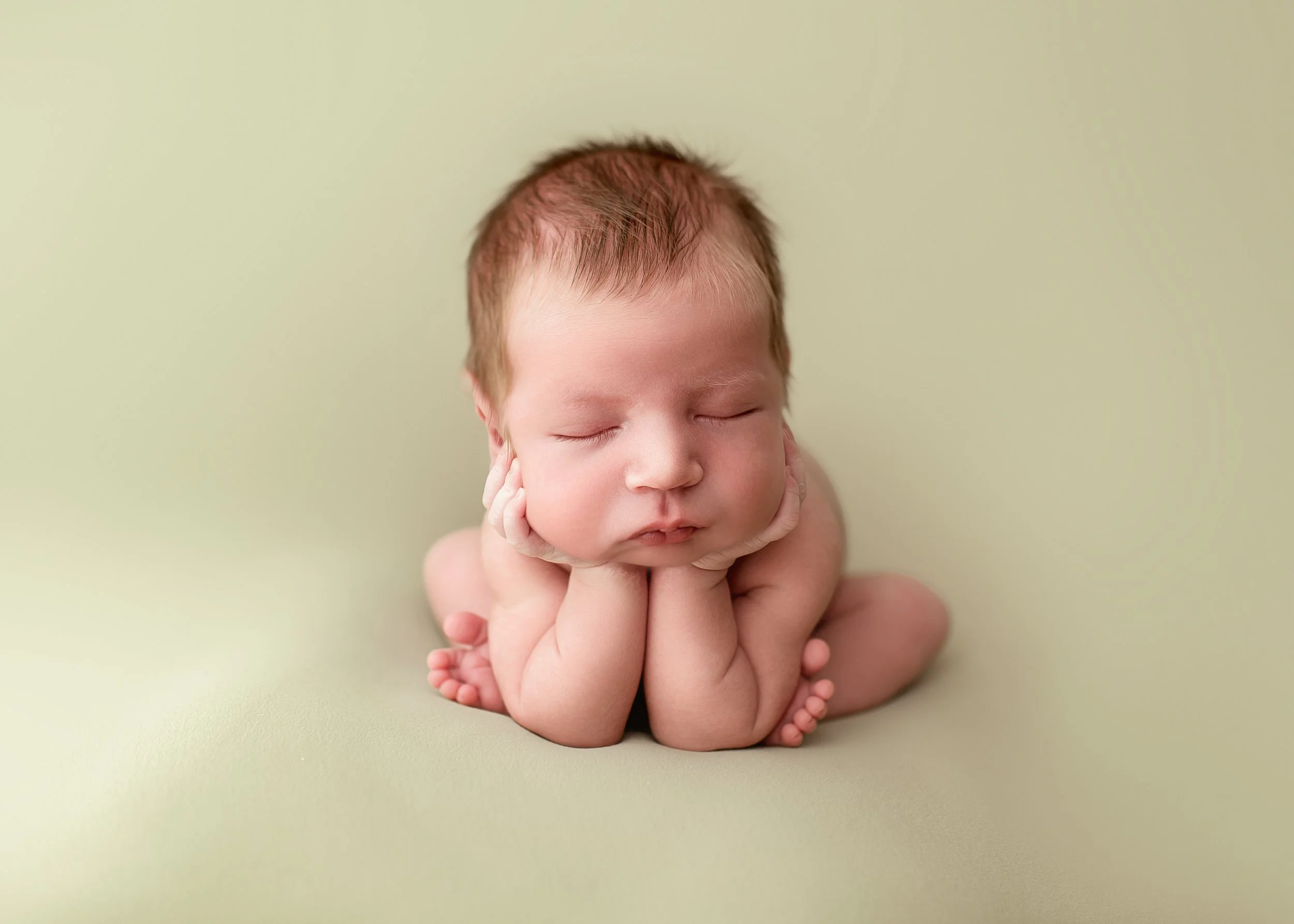 natural newborn photography Rhode Island