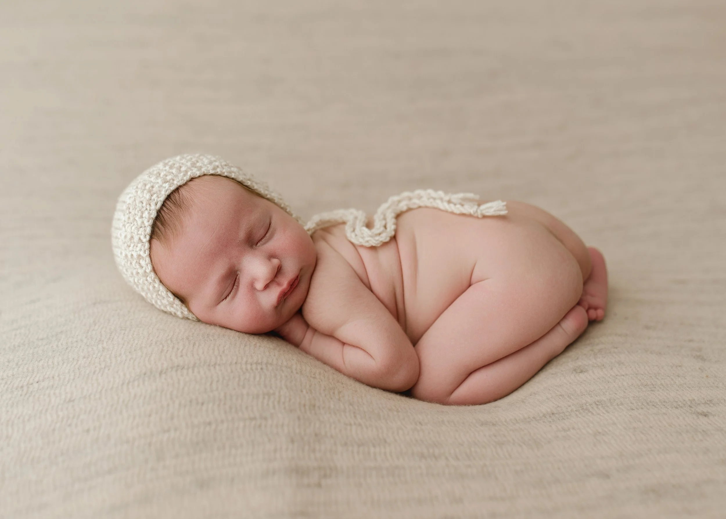 lifestyle newborn photography Rhode Island