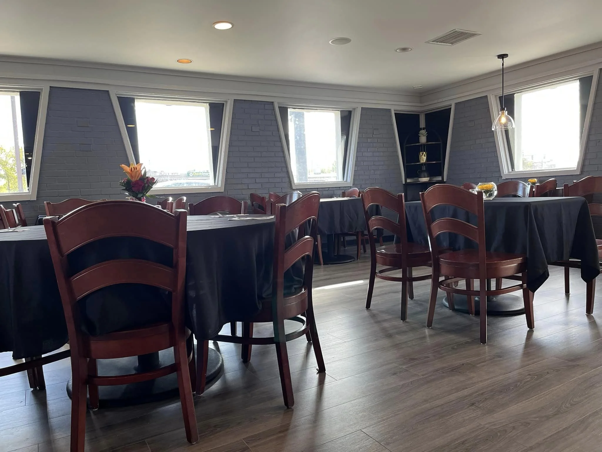 Catering House 3.jpg