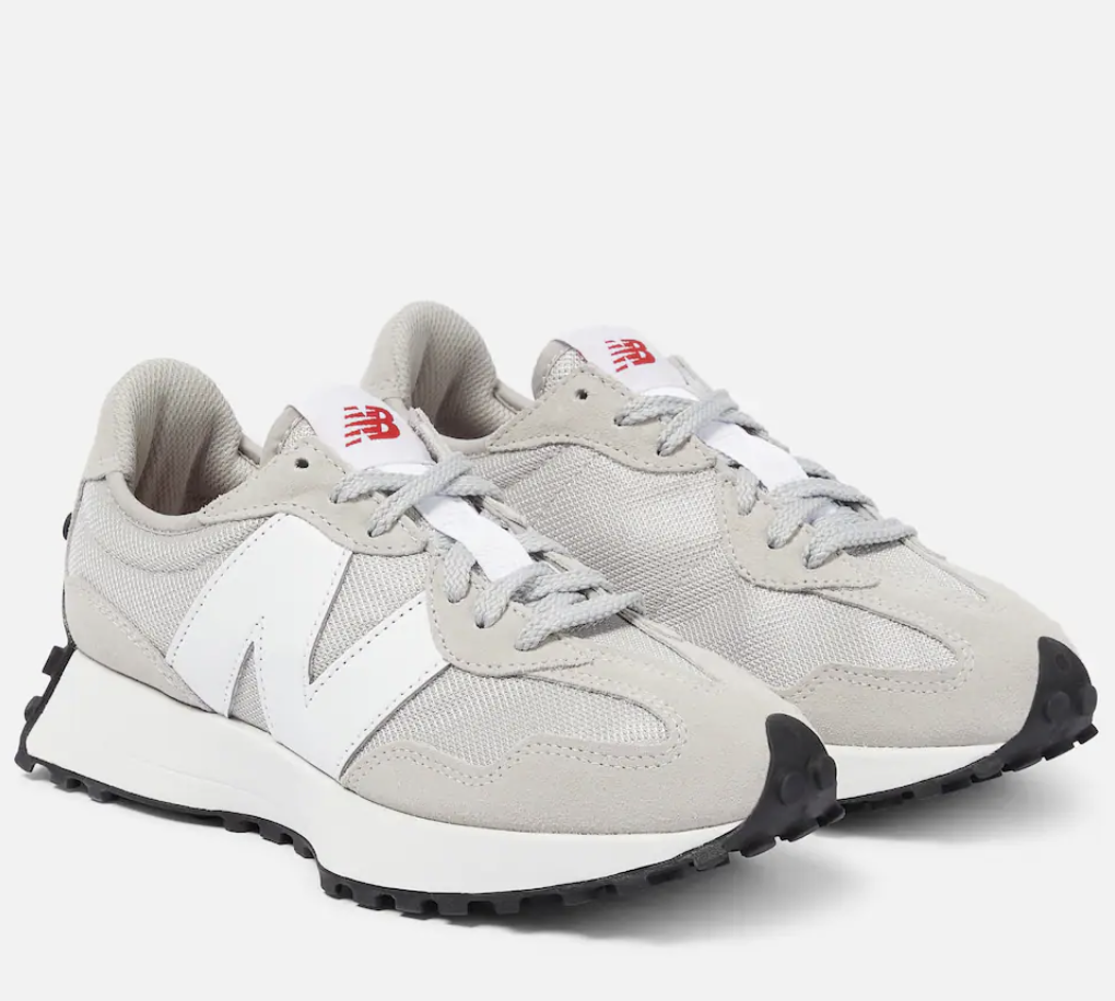 NEW BALANCE
327 suede sneakers