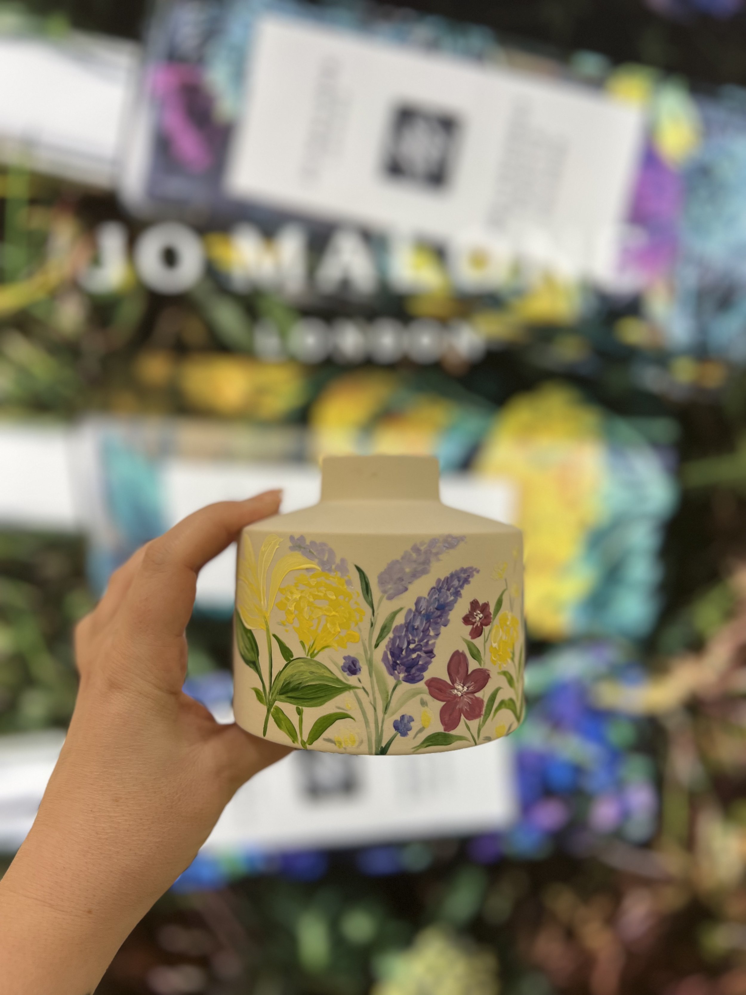 hand-painted-florals-on-jo-malone-ceramic-diffuser.jpeg