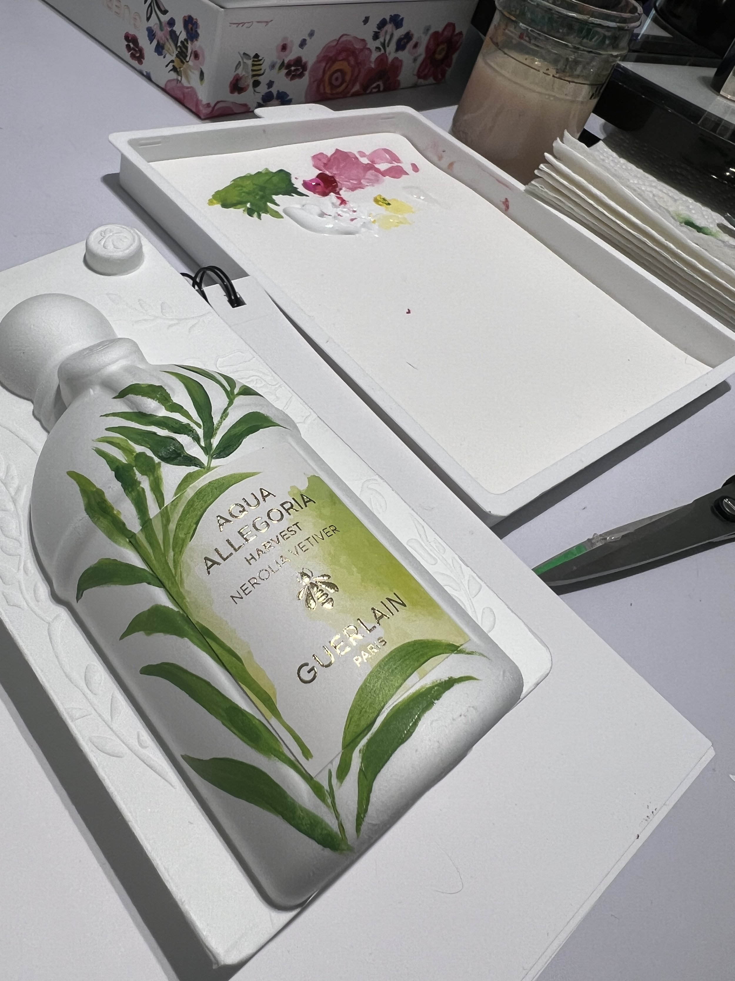 acqua-allegoria-guerlain-packaging-with-hand-painted-palm-leaves.jpeg