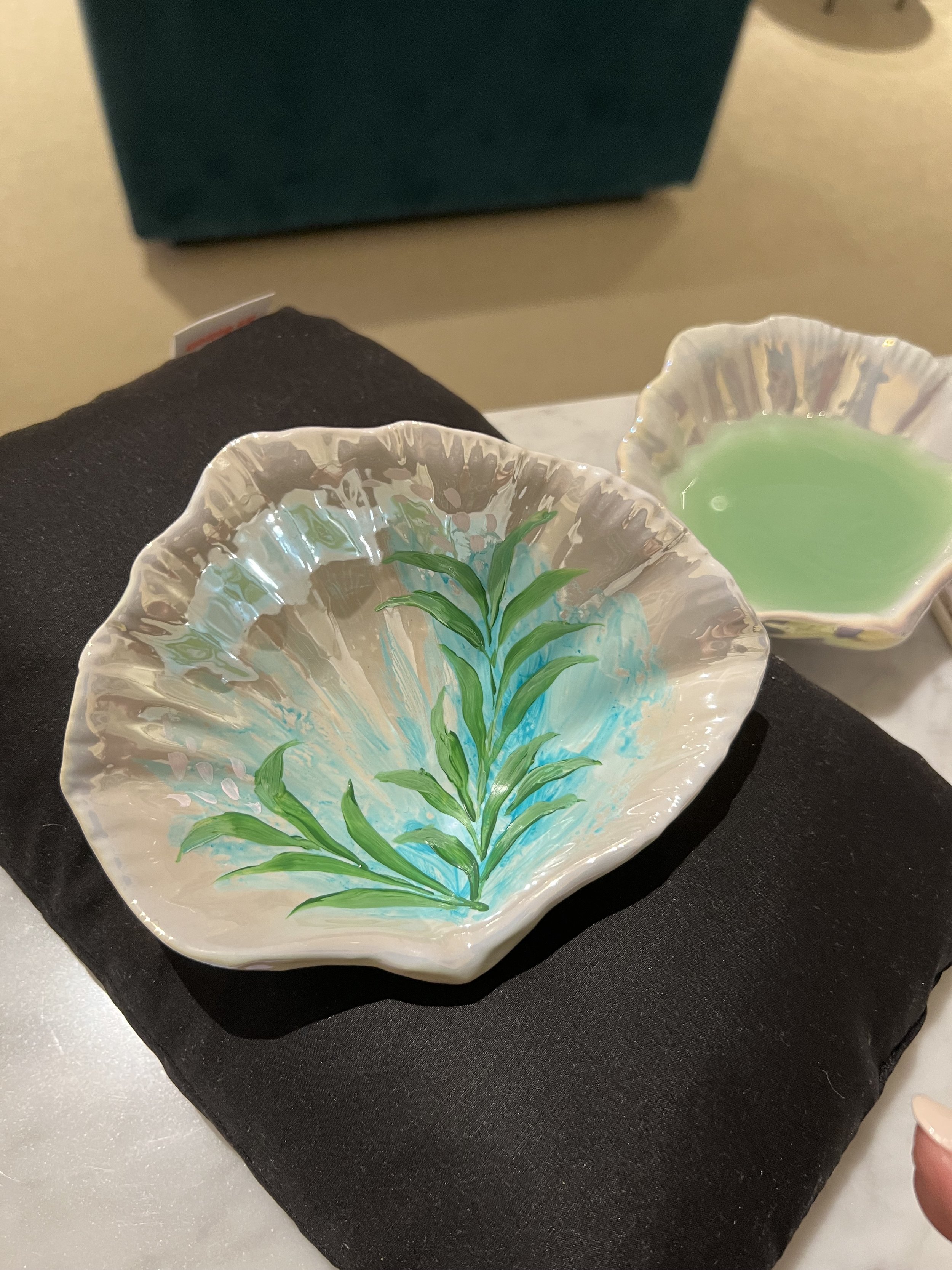 painted-seashell-for-cle-de-peau-launch-event.jpeg