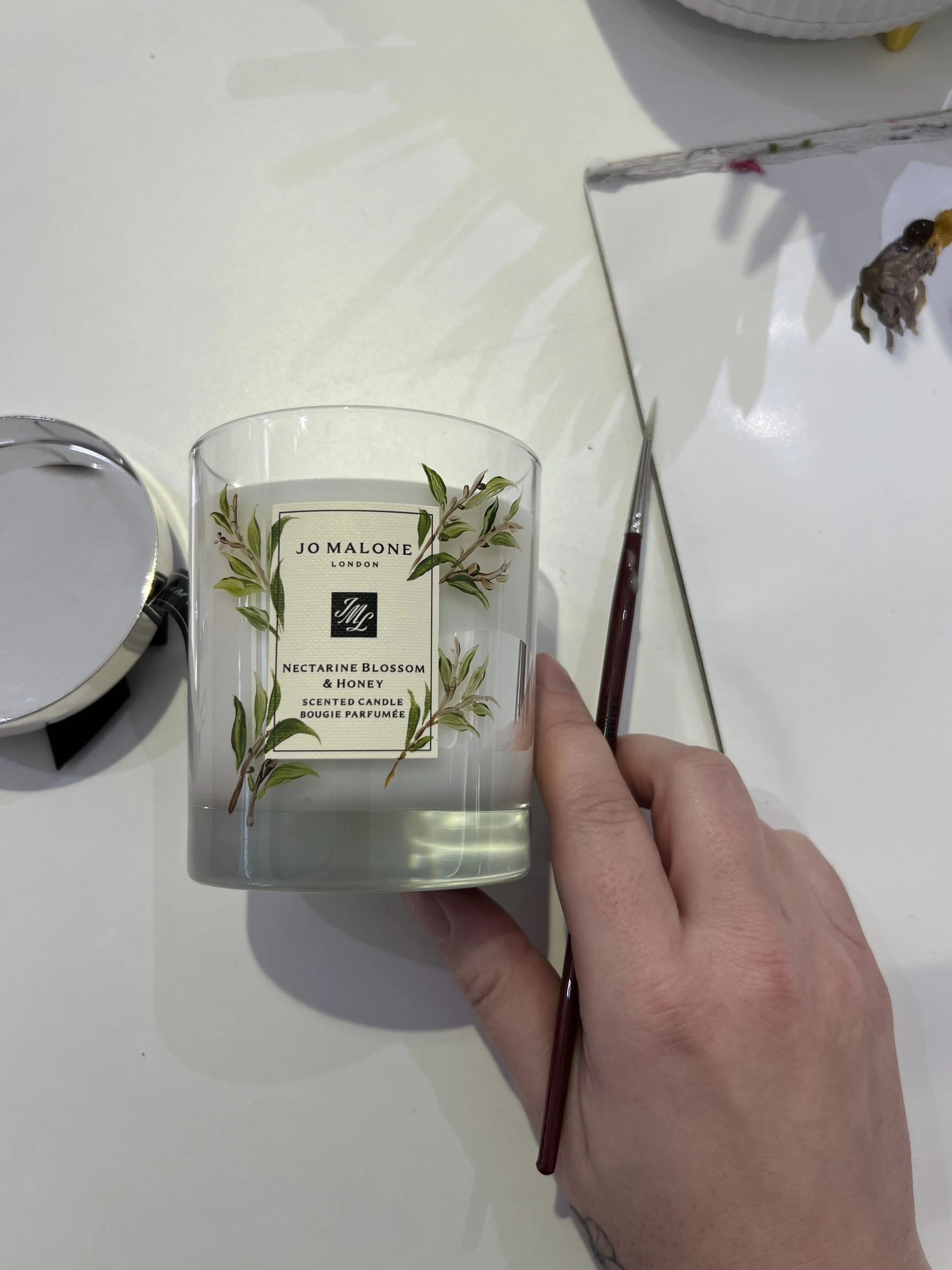 simple-greenery-painted-on-jo-malone-candle.jpeg
