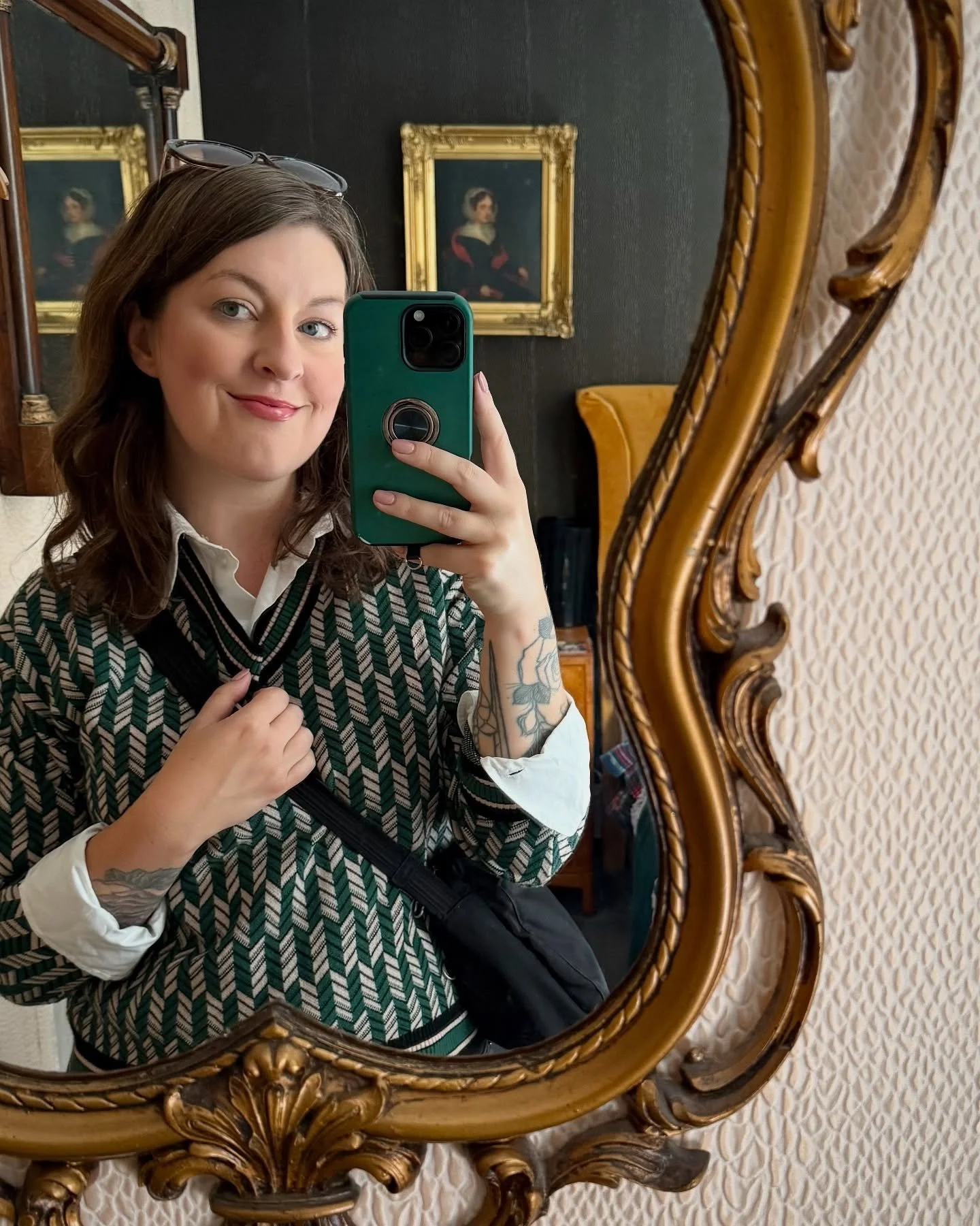 A little art retreat update for you babes: I made a short survey to gauge interest in my ideas for the potential art retreat that I would love to host in 2026! If you&rsquo;re interested in joining me for an adventure in Yorkshire next year, comment 