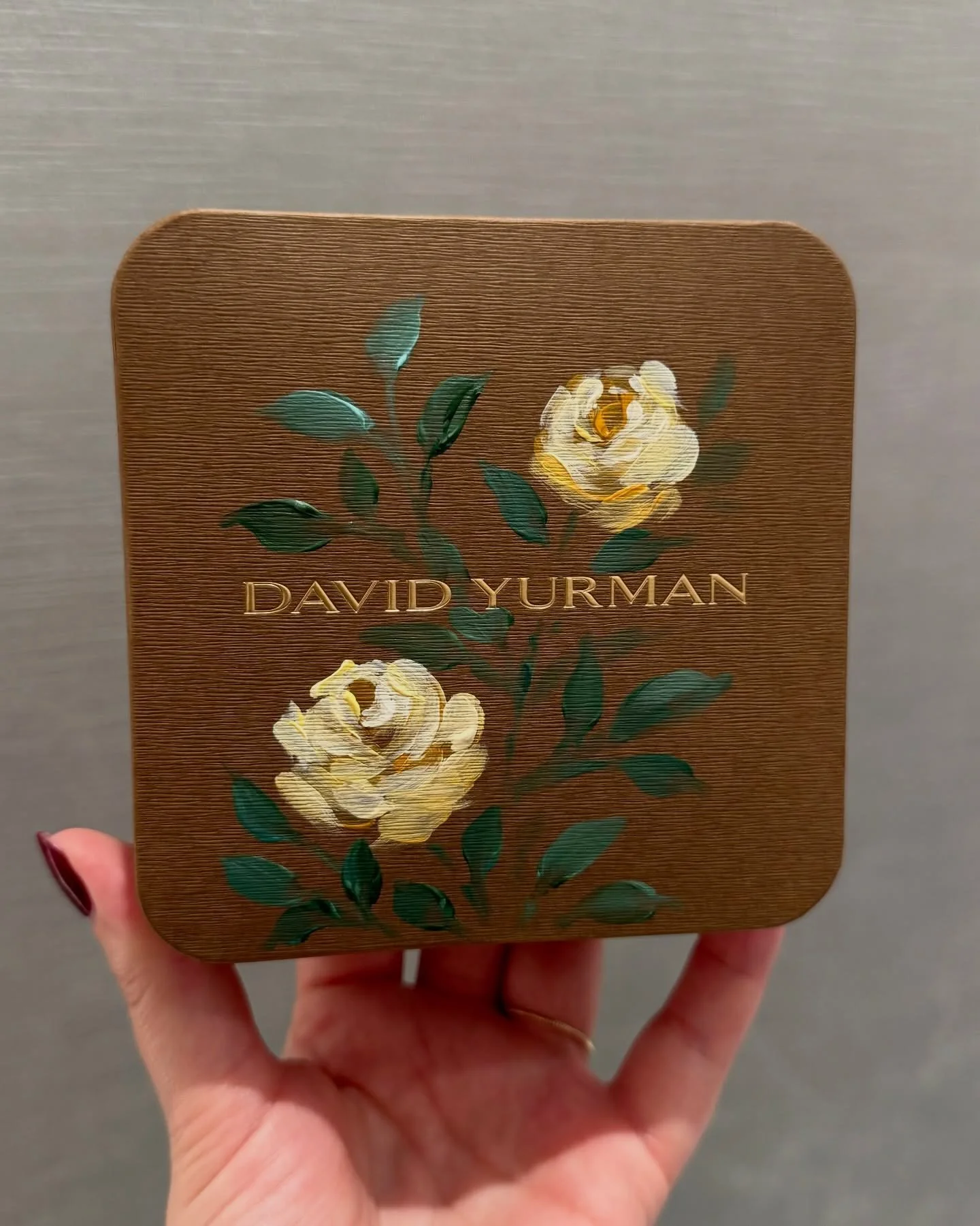 Just some little painterly moments from my Holiday events at David Yurman that I&rsquo;ve been meaning to post 😌💕
.
.
.
#MontrealEventArtist #MontrealArtist #LiveEventPainting