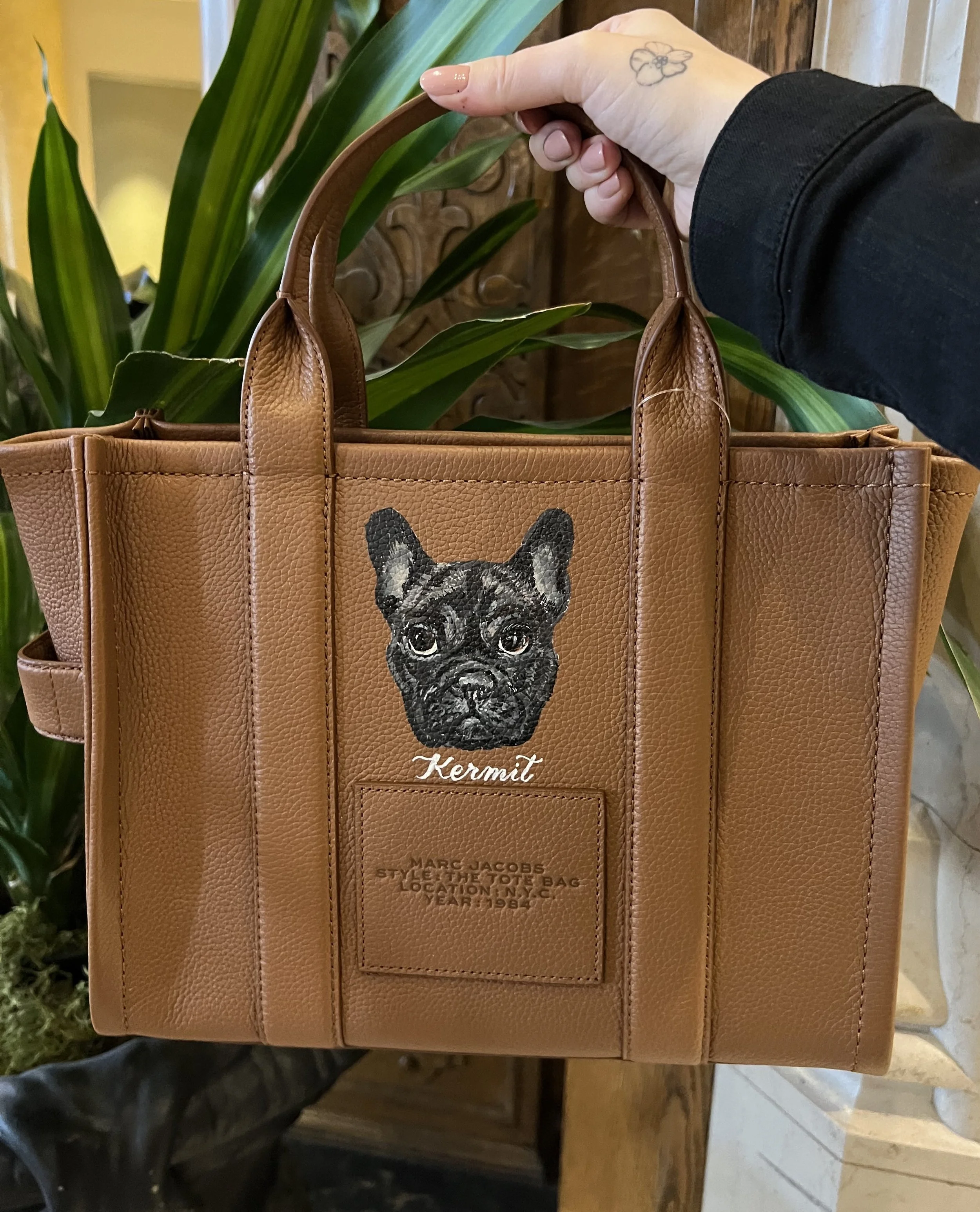 dog-portrait-painted-on-marc-jacobs-handbag-in-ottawa.jpeg
