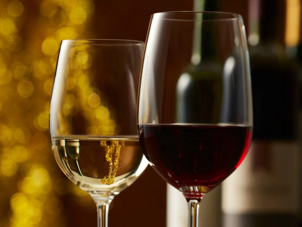 Red wine in wine glass