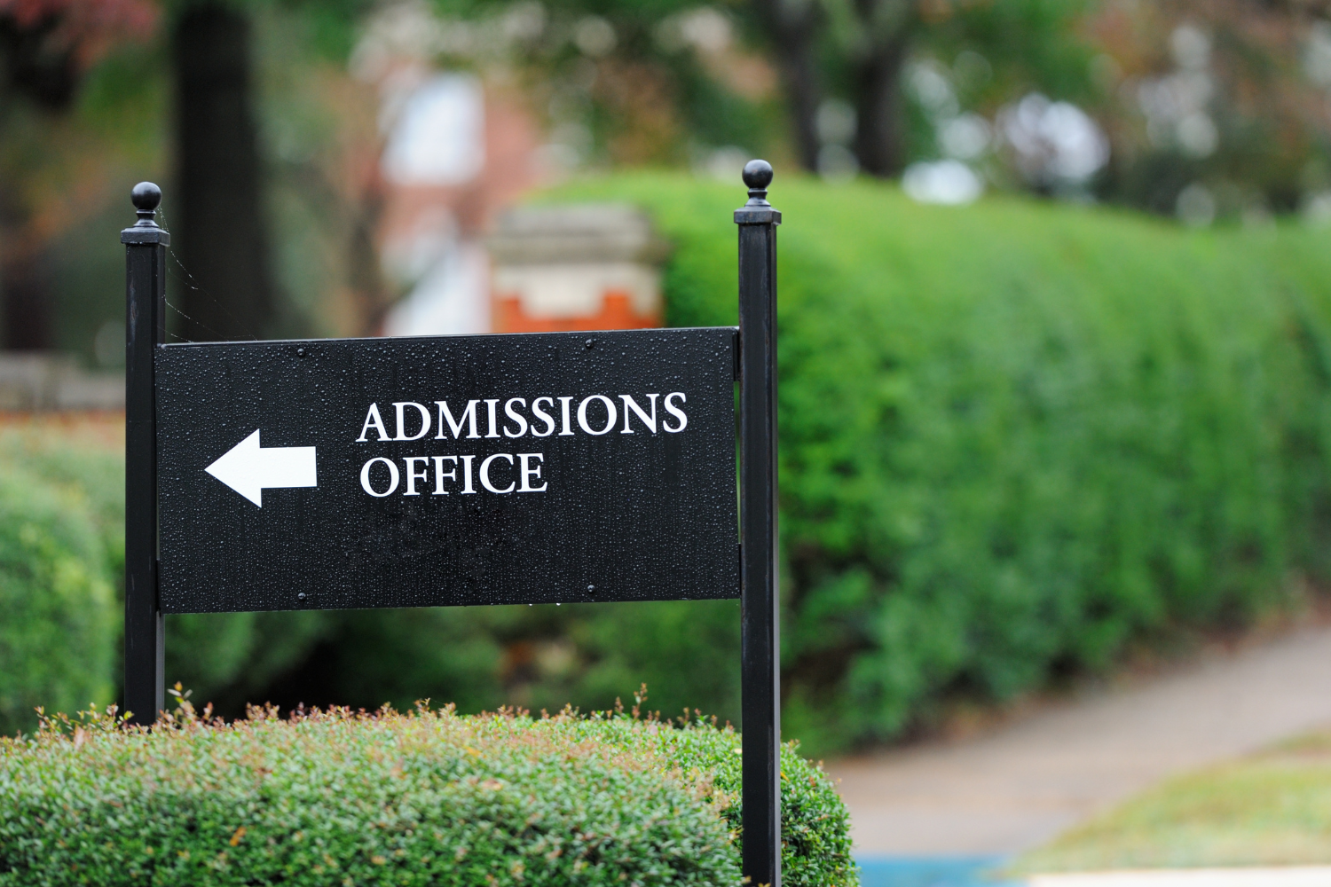 Top 5 College Admissions Myths Debunked for High School Families