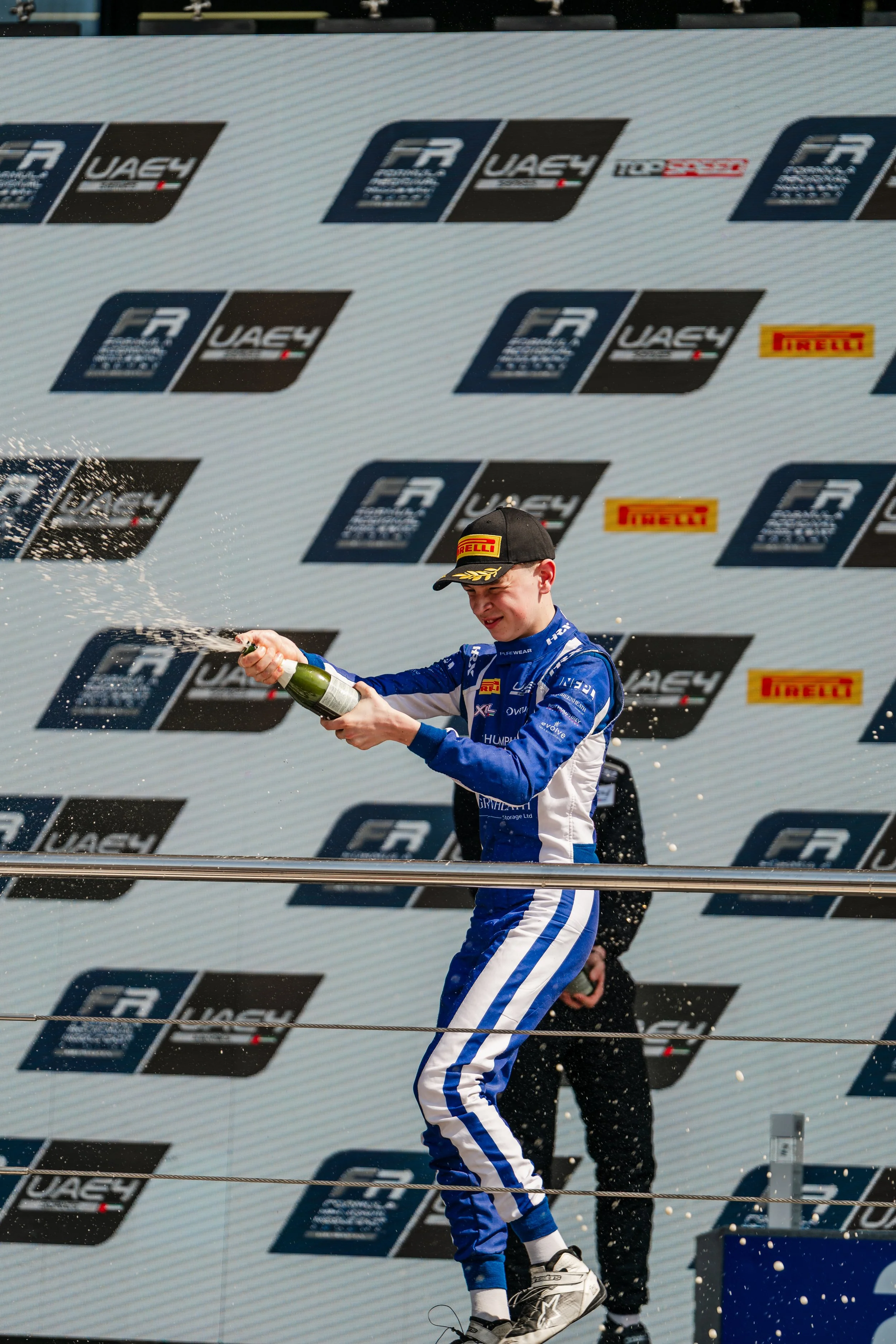 DC - PDM - 76997.jpg