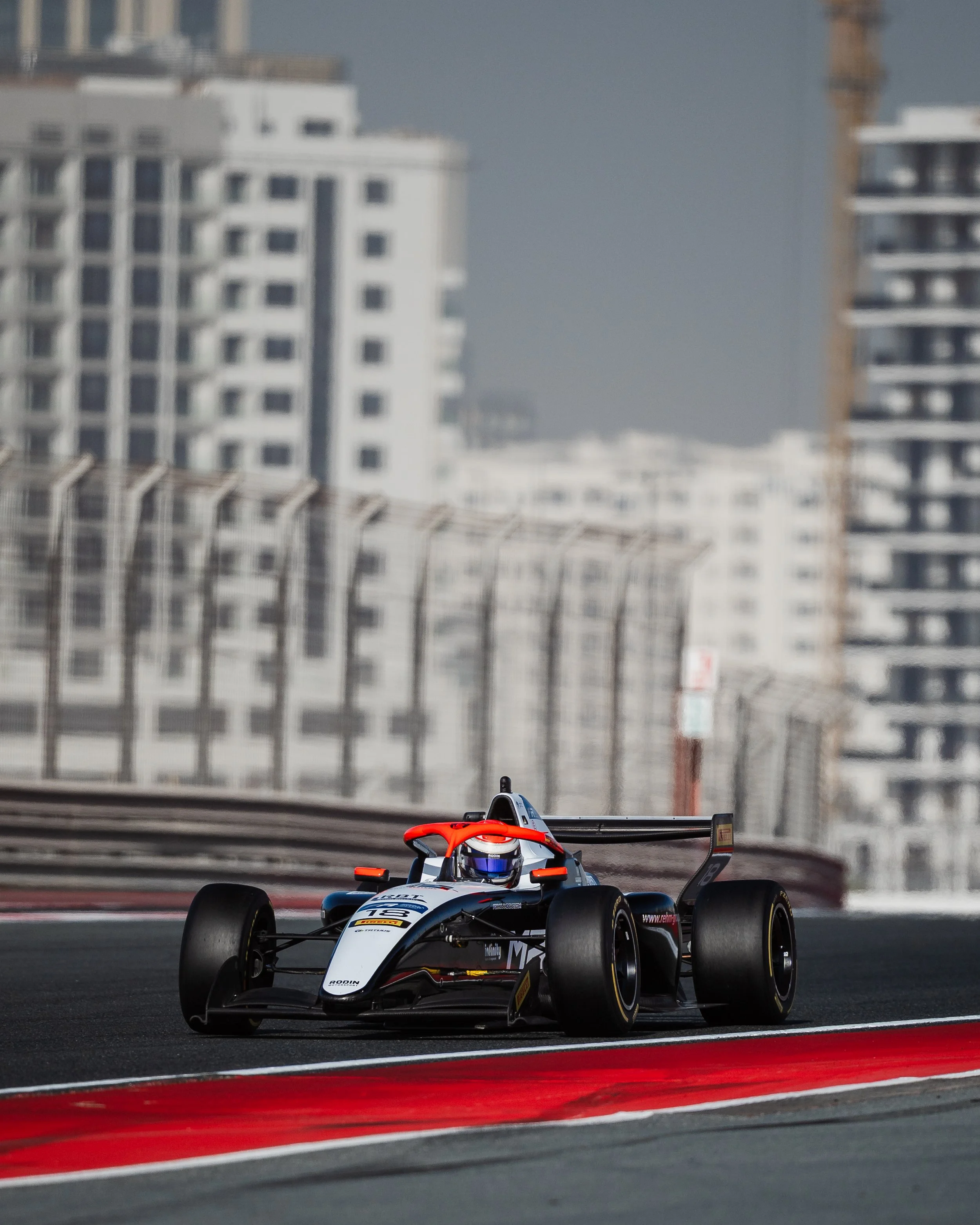 DC - PDM - 64582.jpg