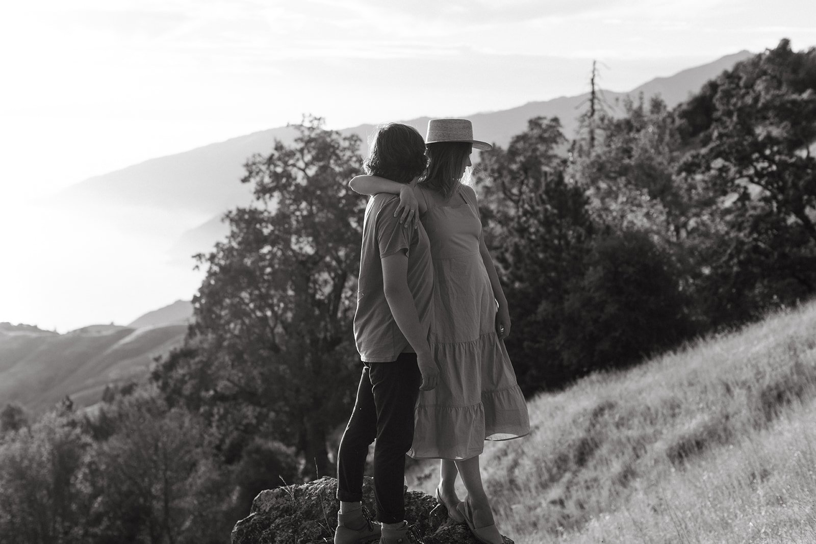 Adventure Engagement Session with Lexie Hand Photography - Big Sur Engagements.jpg