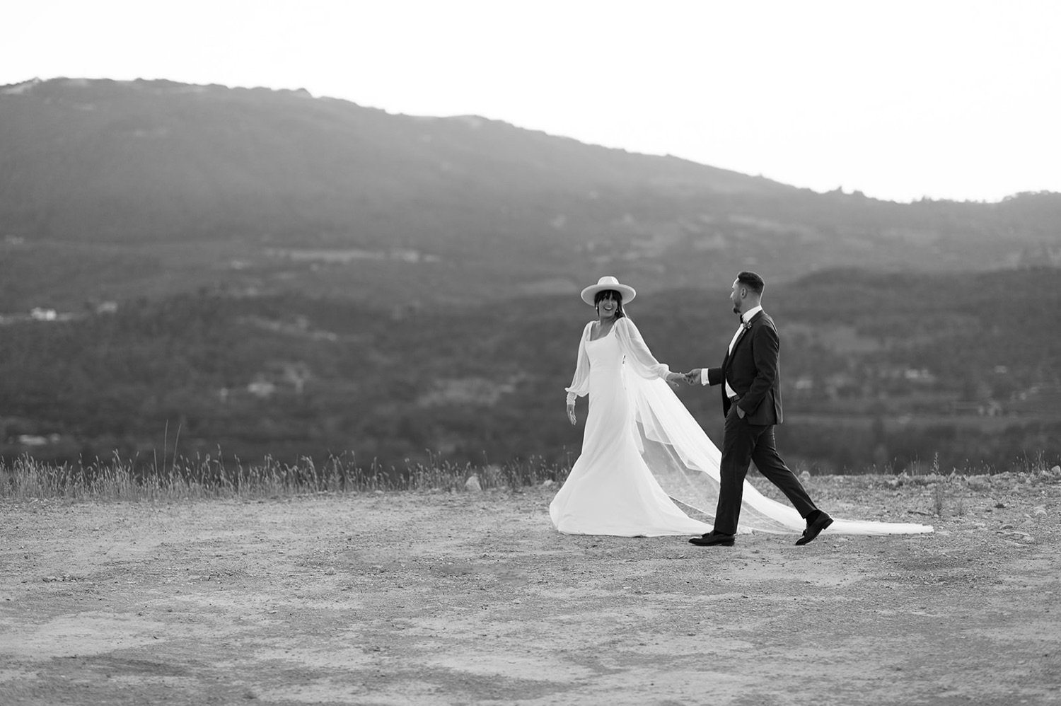 074_Sonoma California Vineyard Wedding .jpg