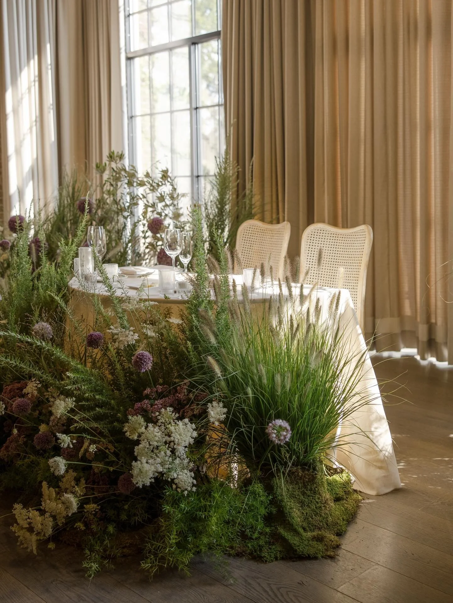 What an absolute treasure of a day. 

Photographed for my dear @alyssavanzo.