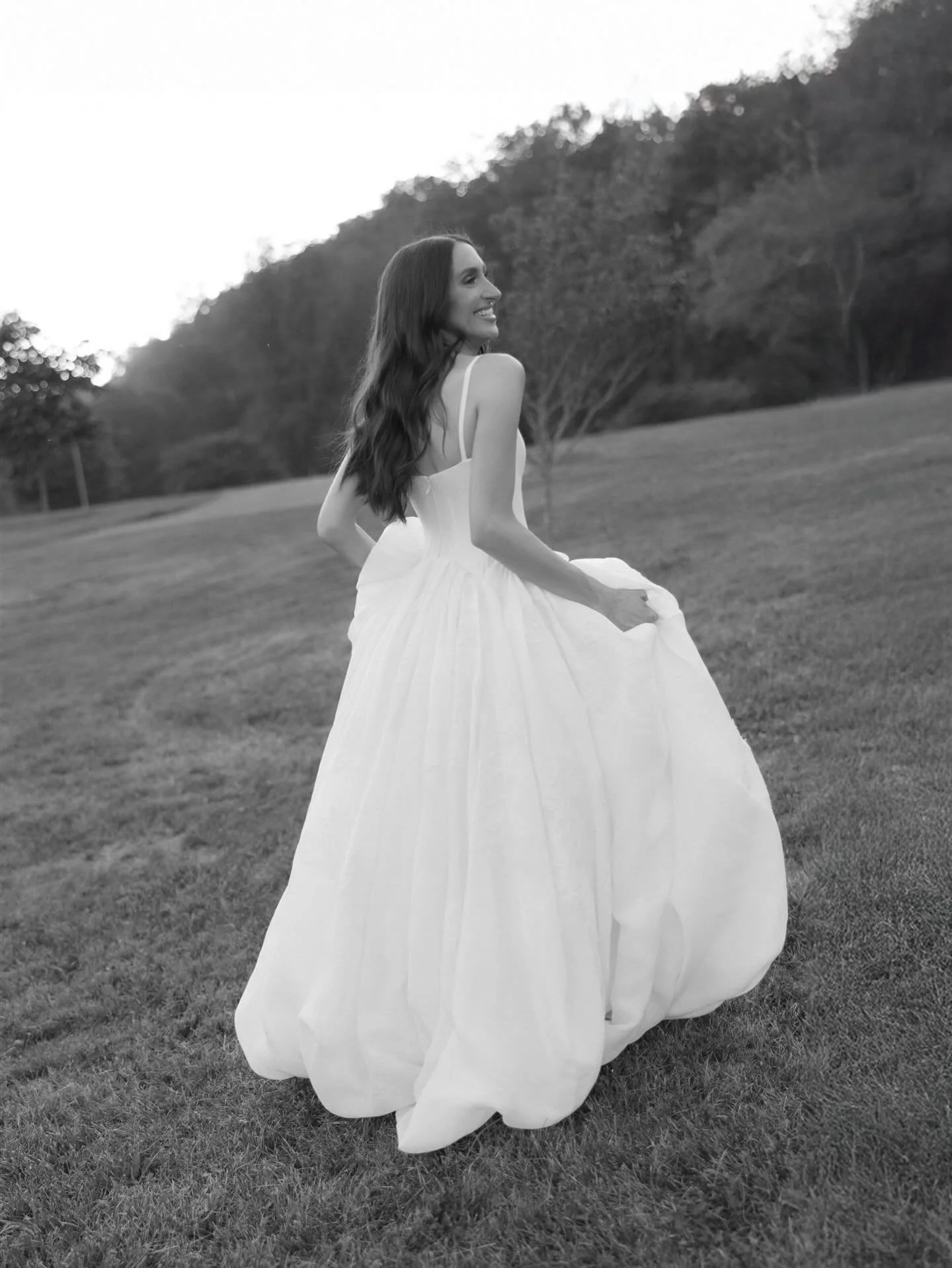 Emma in @daniellefrankelbride shot for @alyssavanzo 🤍