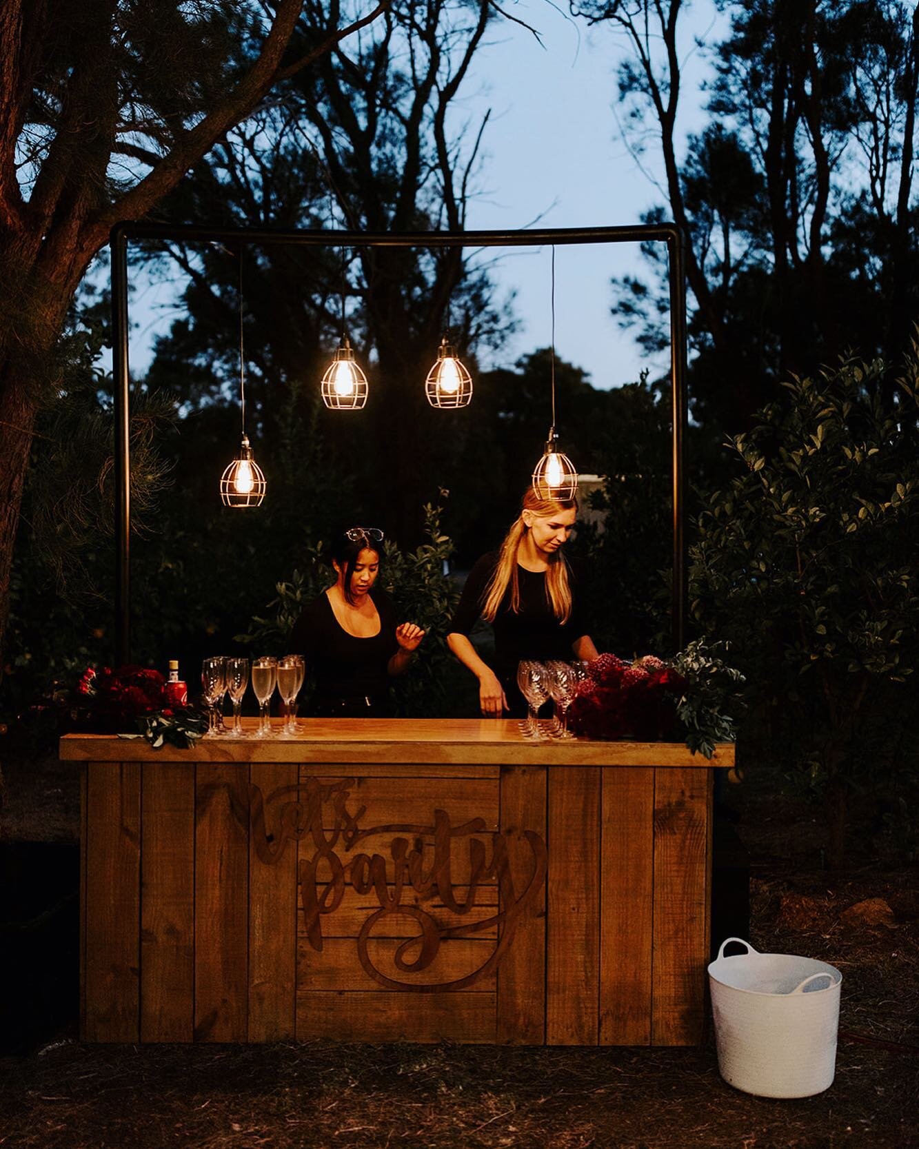 We don't know about you, but we're starting to miss the summer nights under the stars with cocktails and beer
.
.
.
.
#perthfurniturehire #perthpopupbar