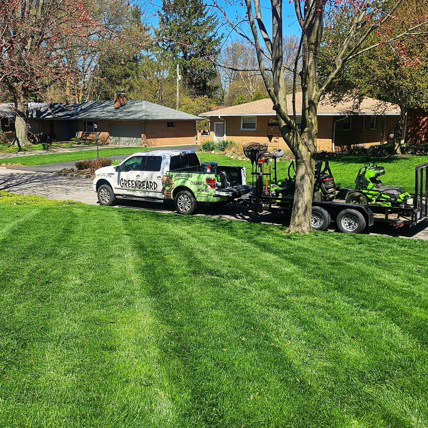 It's a perfect day for mowing! 🌿☀️