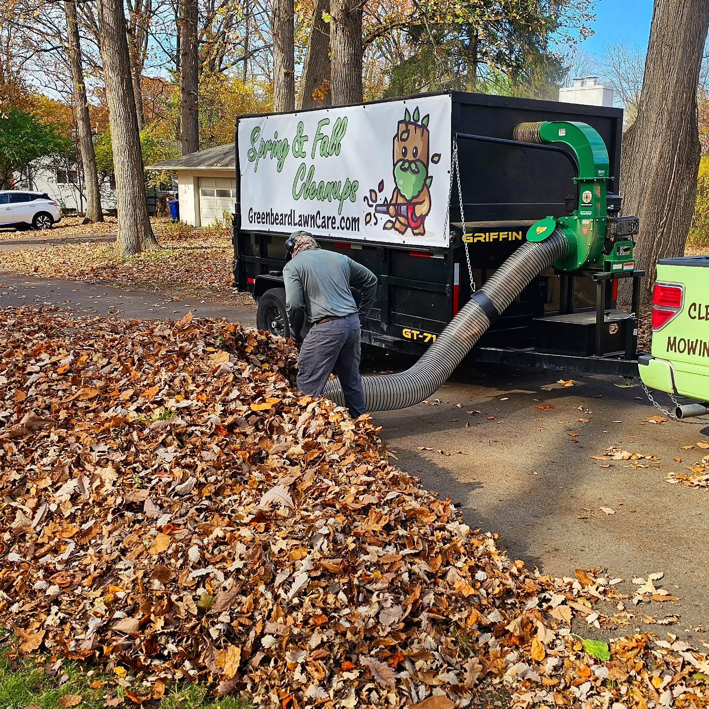 Fernando is battling the leaf piles today! 🍃🍂 #fallcleanup #leafremoval