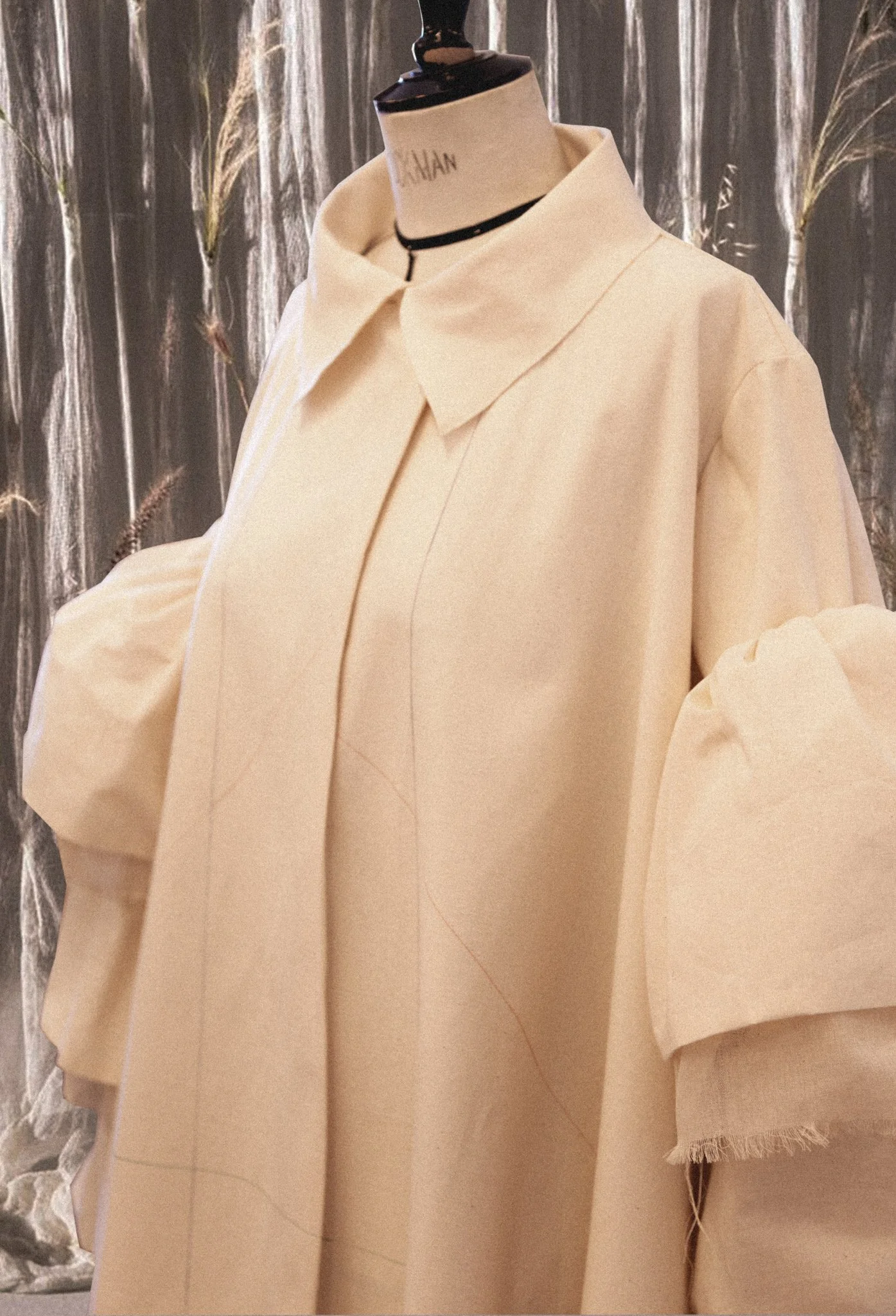 Balenciaga 5.jpg