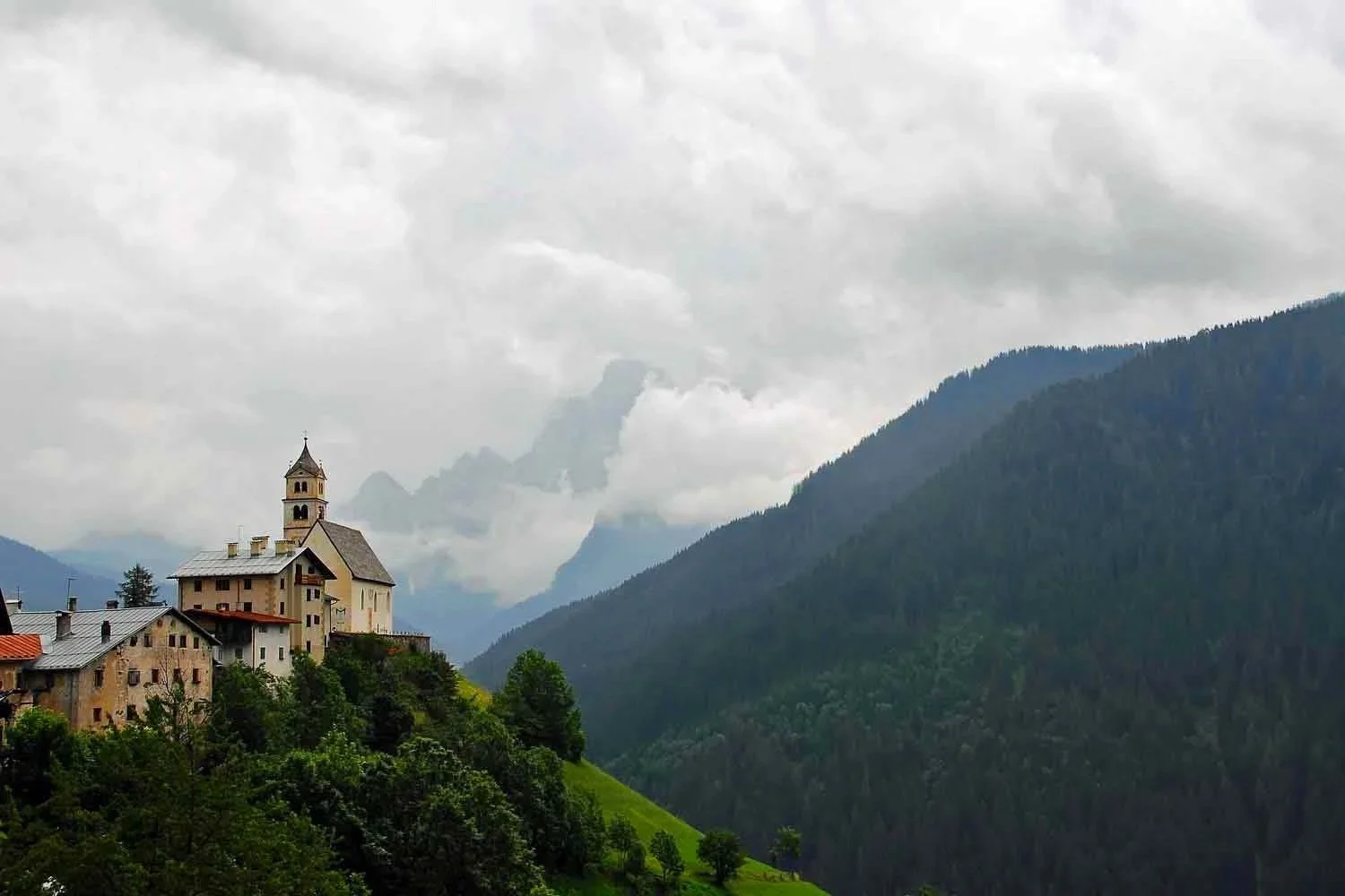 VE_dolomites_epic.jpg