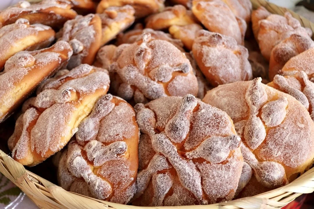 🌼Pan de Muerto: Bread for the Living and the Dead💀

When I was sixteen, I walked into a little panader&iacute;a in South Austin and saw my first pan de muerto. I didn&rsquo;t know what it was, but I knew I needed it.
 There was something about that