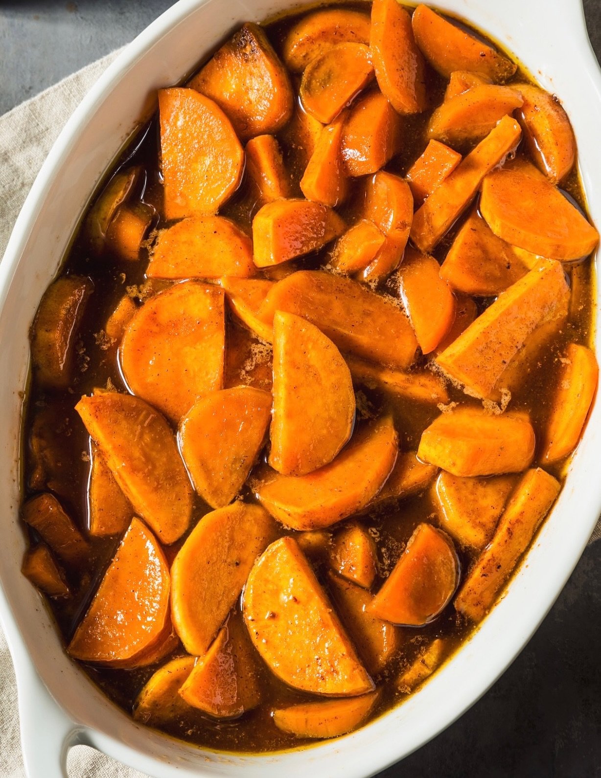 It&rsquo;s &ldquo;just&rdquo; yams&hellip;but people were raving about them over Thanksgiving! 🤩 Maple glazed and oven roasted, they are  a deliciously sweet (and addictive) addition to your savory Holiday dinner 🎄💫

Order this and more on our hol