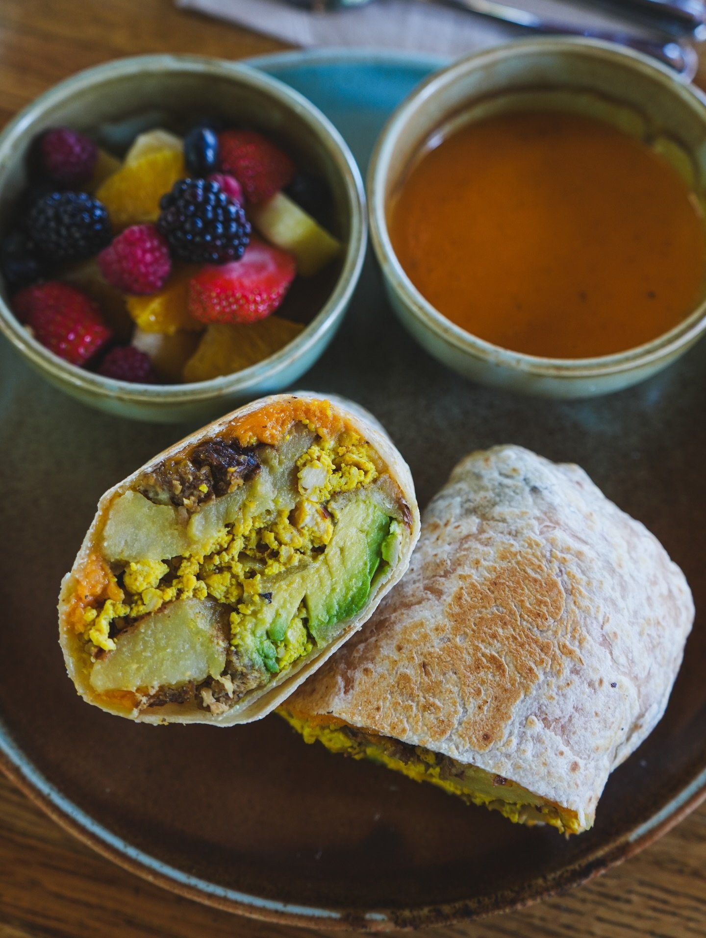 Saturday &amp; Sunday = brunch days! 🥞🍳☕️ What&rsquo;s your go-to on our brunch menu? ☀️

Pictured here&rsquo;s Chef @proofsplace&rsquo;s go-to order: Country Burrito with Tofu Scramble instead of Vegan Egg, add organic Avocado and housemade Red Sa