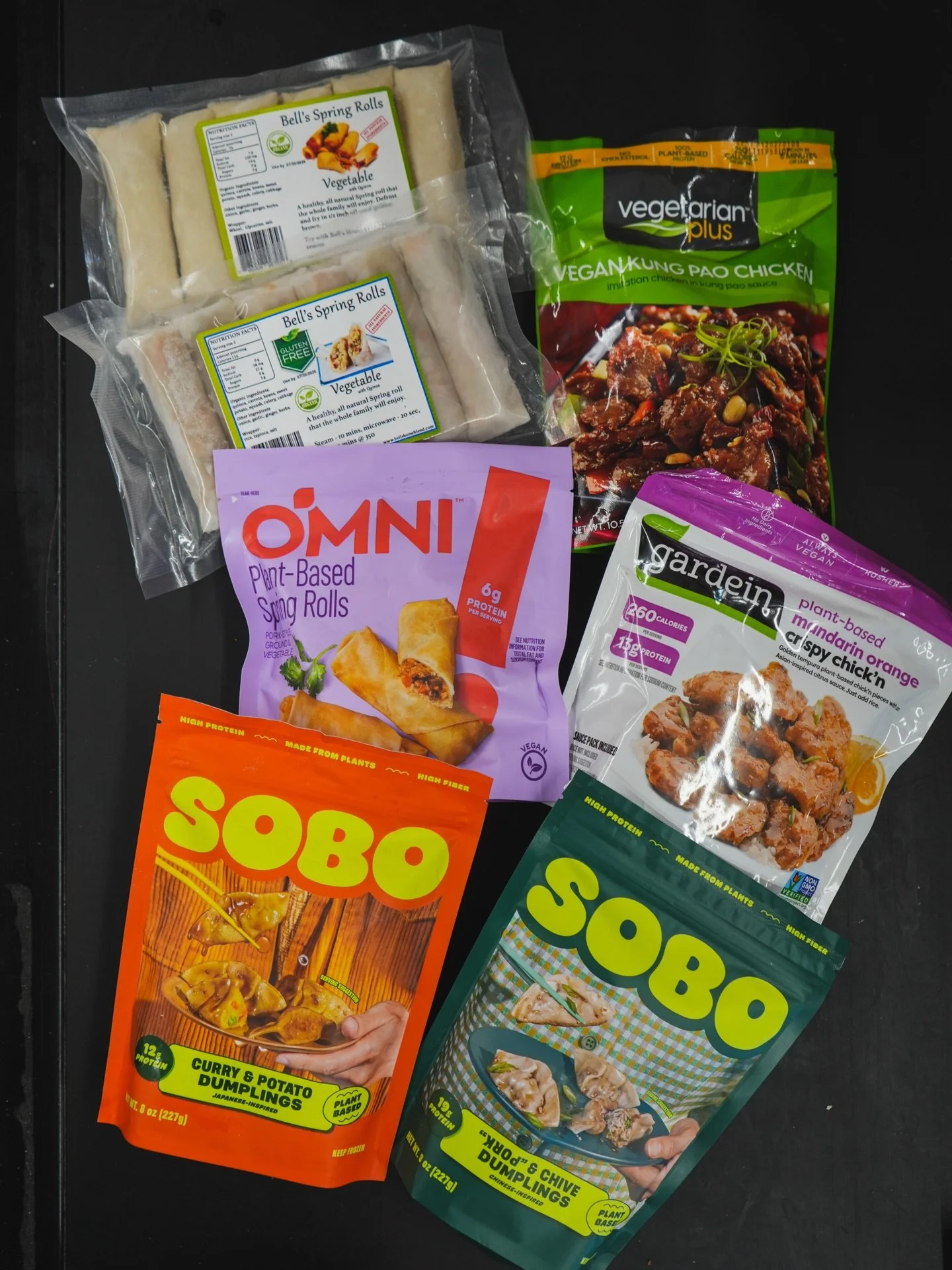 Happy Lunar New Year to those who celebrate! 🥳🧧 Check out our selection of plant based Spring Rolls, Dumplings, and more 🥟 Pick all of these items up at FYHMC or get it delivered right to your door by Instacart! 🛒 Link in in our bio 💖

#FYHmarke