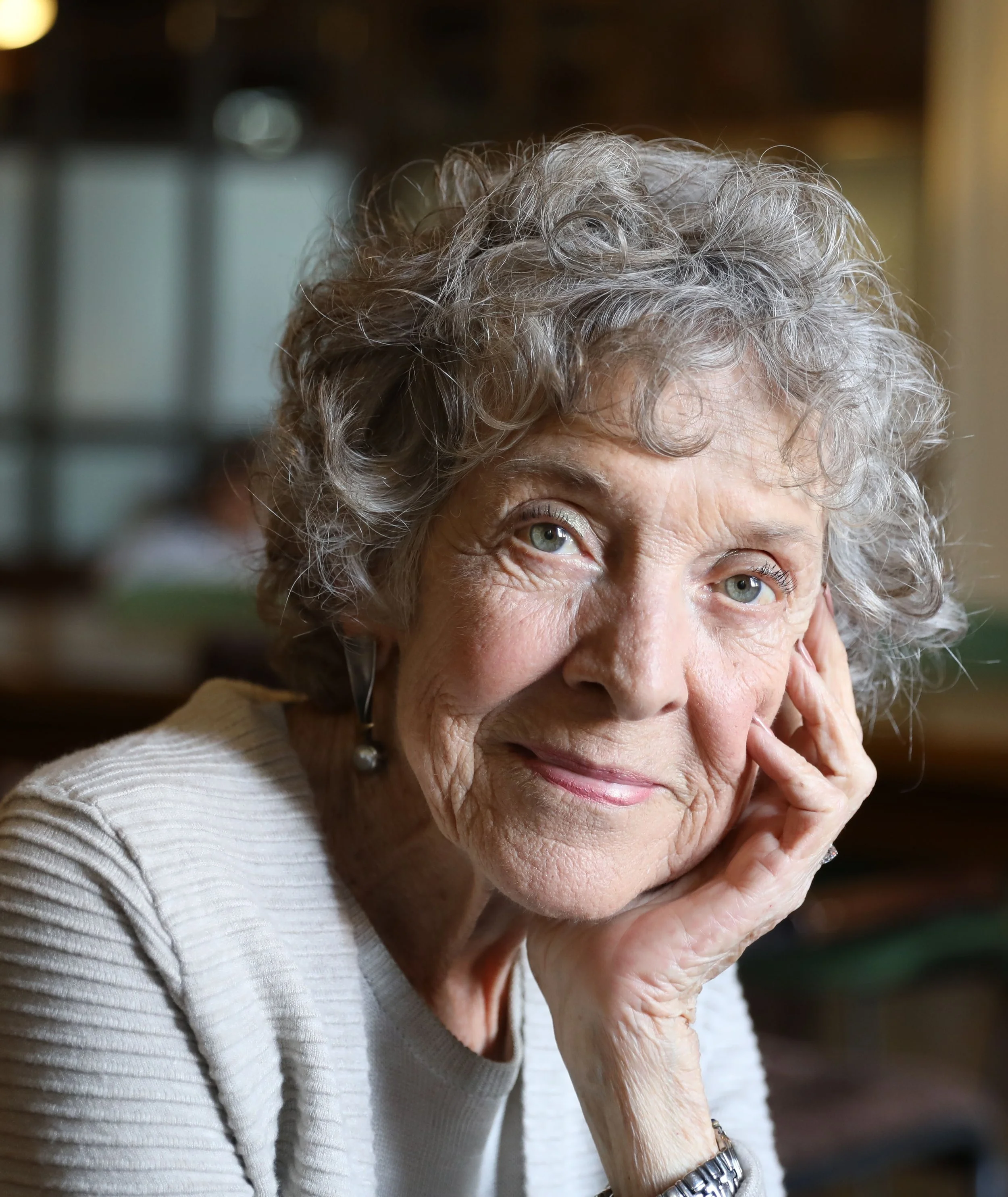 Author Jeanne Cahill