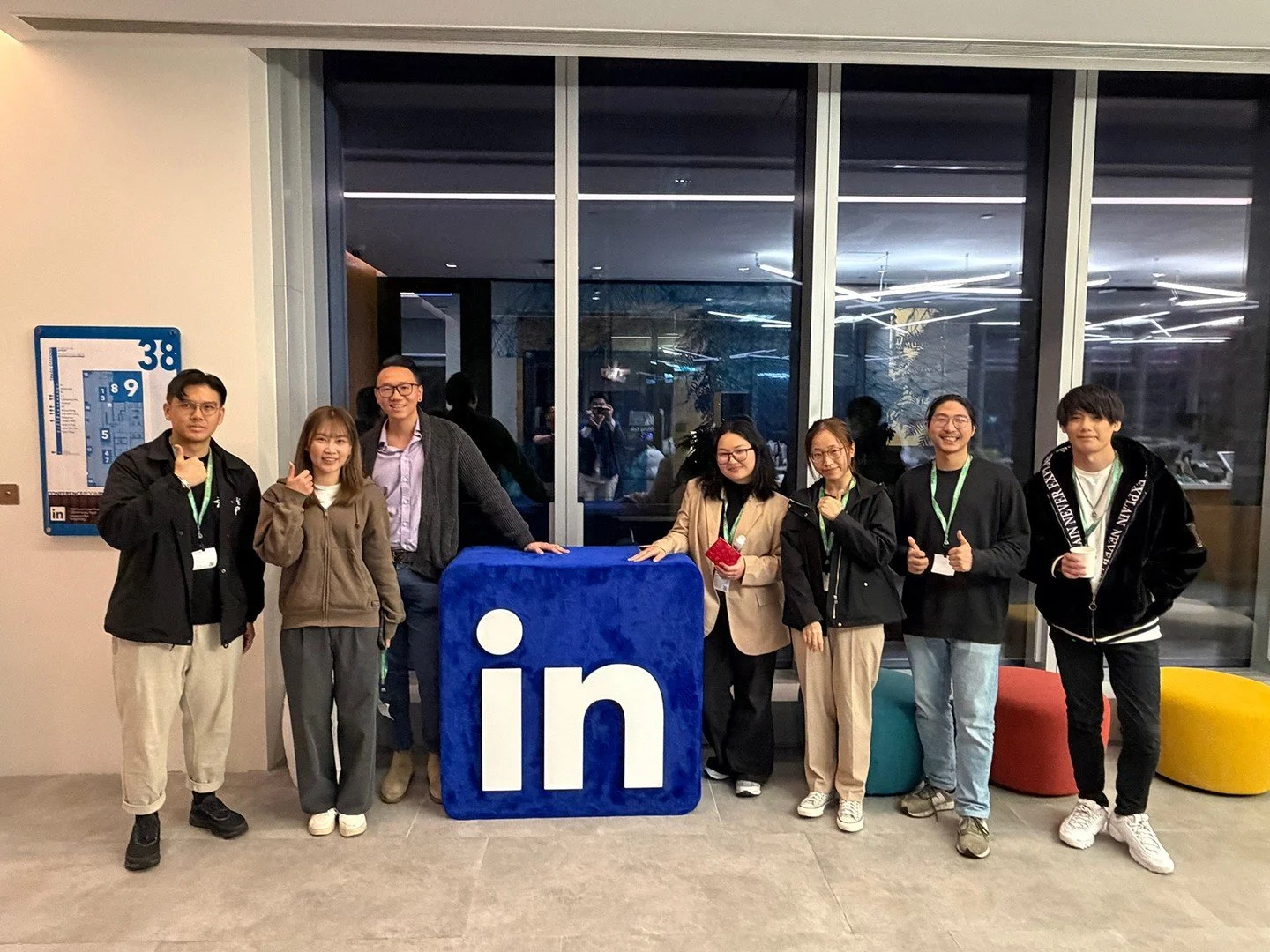 Had such a great time at LinkedIn Hong Kong’s year-end gathering yesterday!

From deep-dive industry insights to fun quiz moments (and yes, some very competitive energy 👀), the whole event was a perfect mix of learning and laughter. We also me