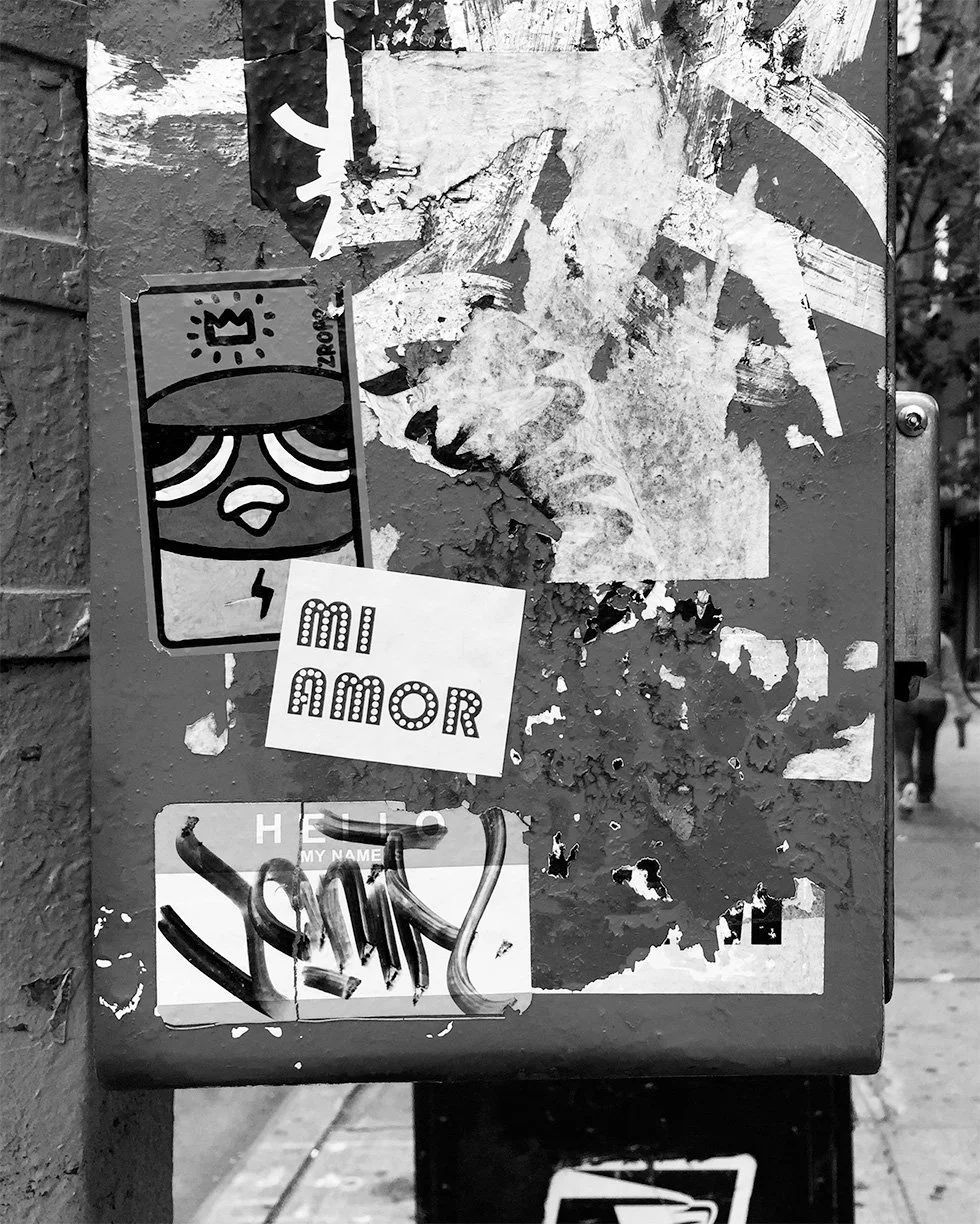 2015_08_AndreaDiasBreitman_StreetPhotography_NYC_Graffiti_08_BW_Web.jpg