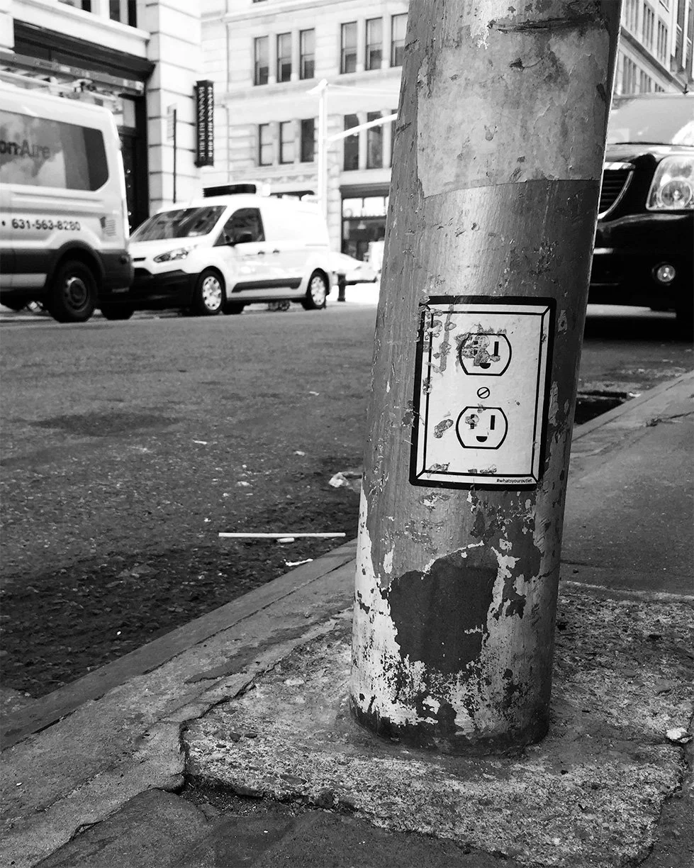 2015_08_AndreaDiasBreitman_StreetPhotography_NYC_Graffiti_07_BW_Web.jpg