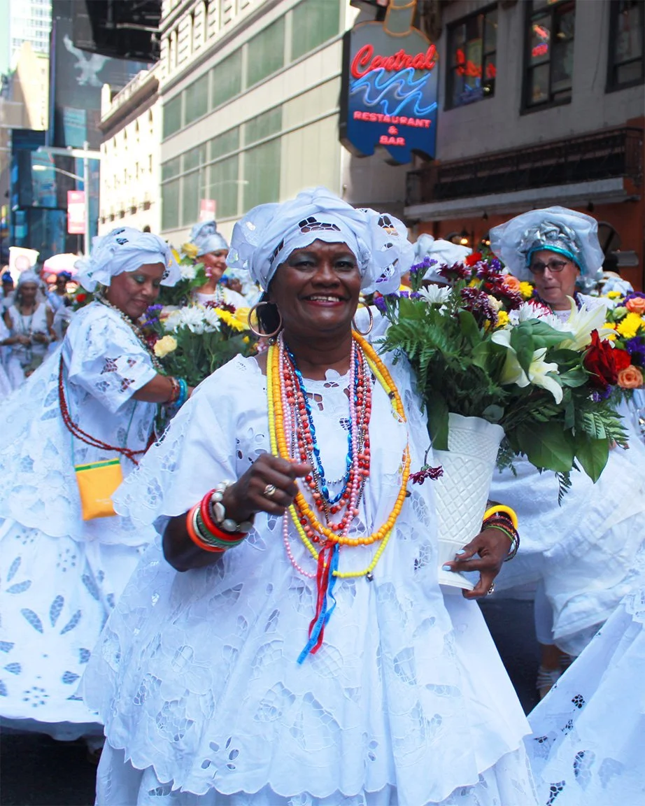 2014_09_11_AndreaDiasBreitman_StreetPhotography_BrasilianParade_Bahiana07_Vert_Web.jpg