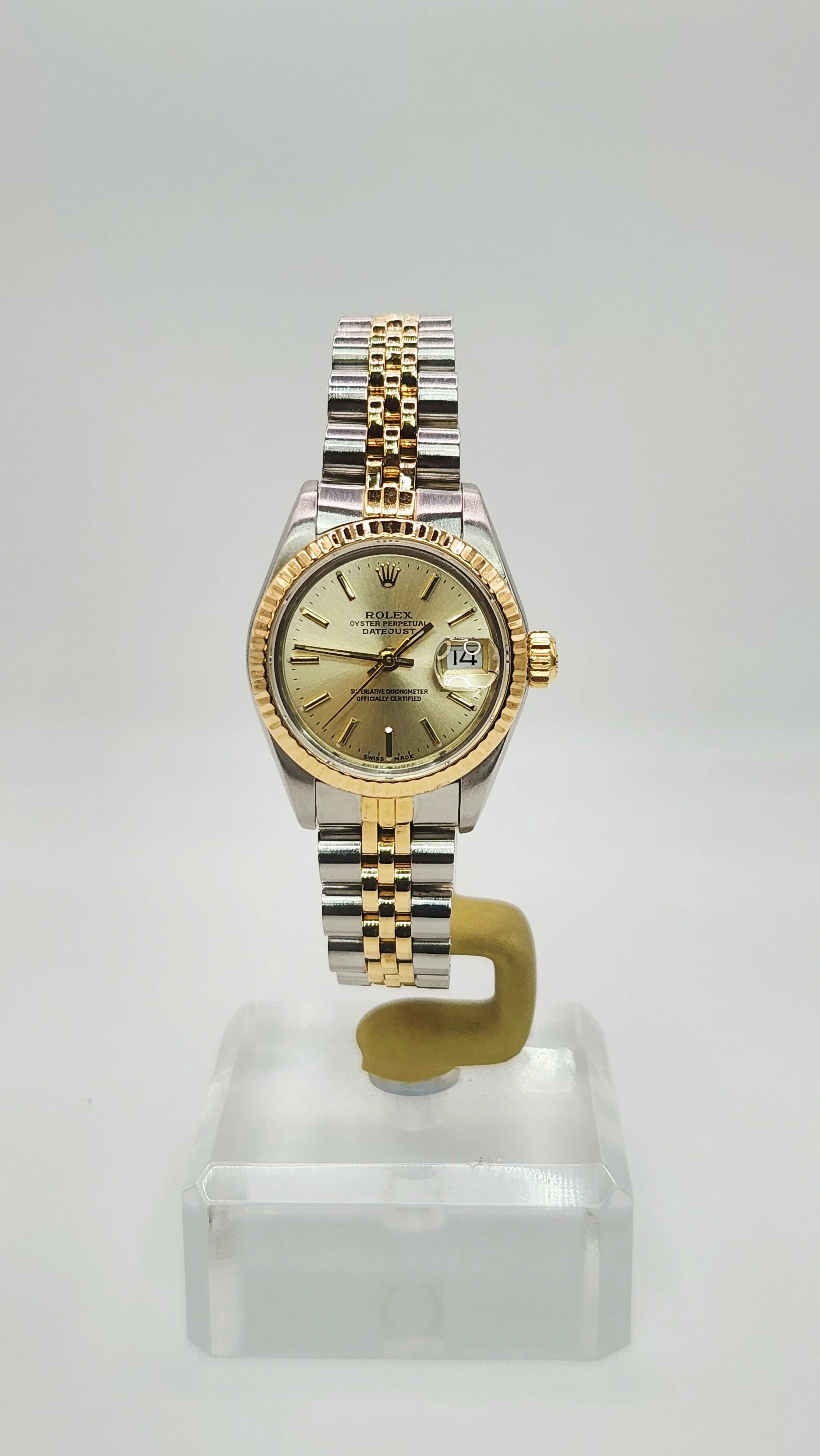 Stunning Lady's Champagne Dial Rolex Datejust Watch - Rolex Papers & Fully Serviced