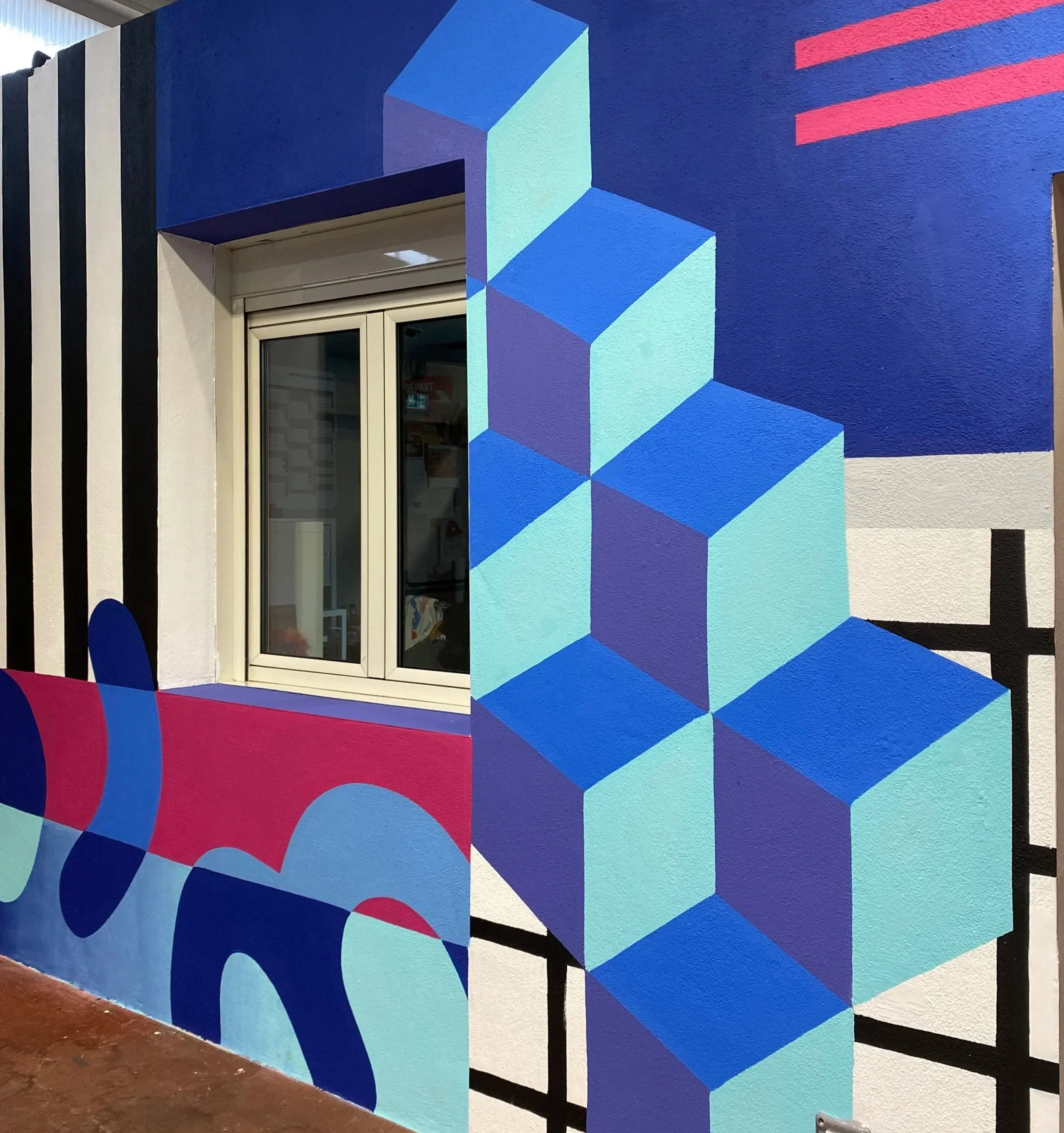 Fresque participative par l'artiste Chloé et les enfants du skatepark d'Aurillac