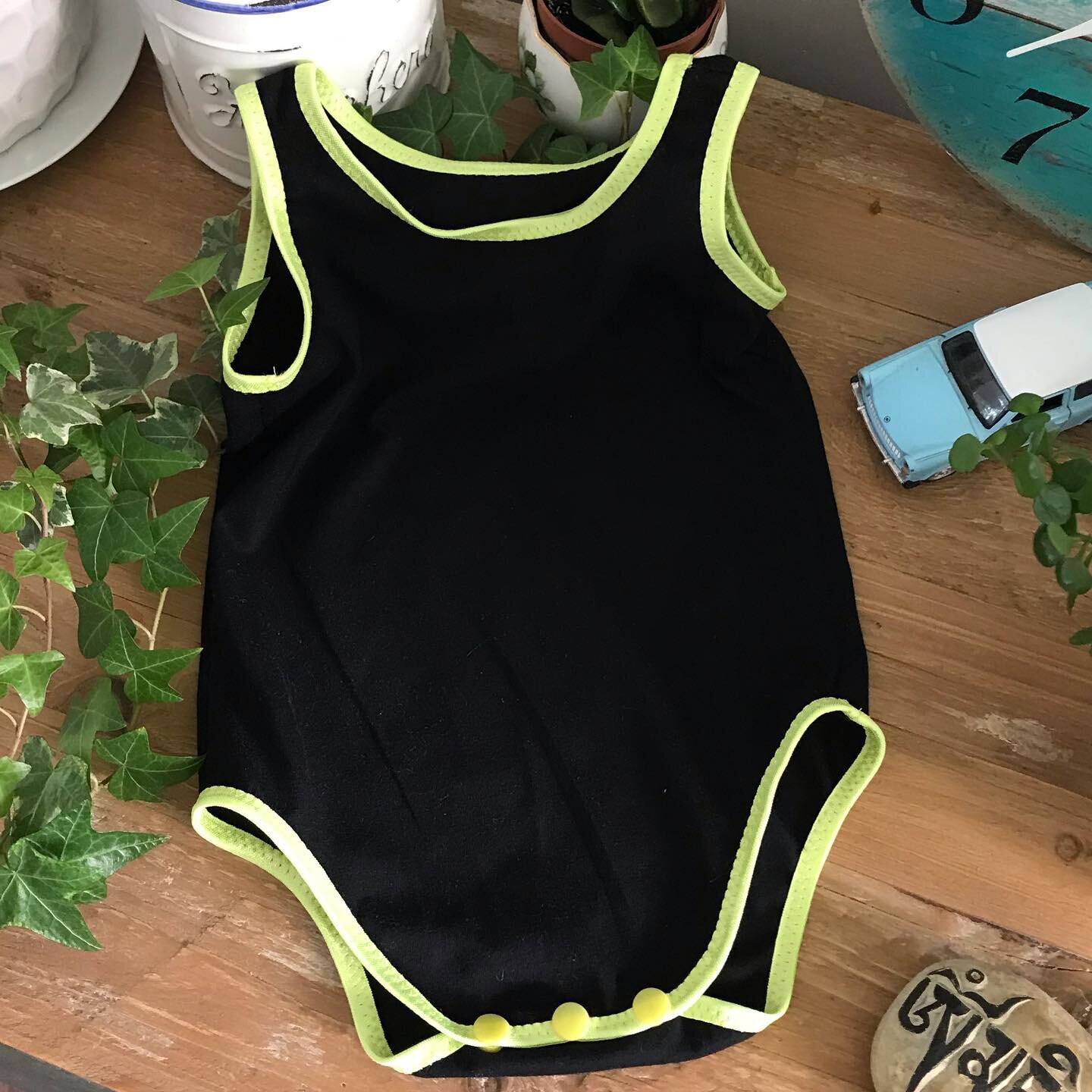 Having fun with fabrics. This is my &ldquo;working class&rdquo; tank top onesie for the wee ones. Neon yellow on black. A little unconventional but I love it. 
Available as Kit or Made to Order on my website (link in bio).

#baby #toddler #working #w