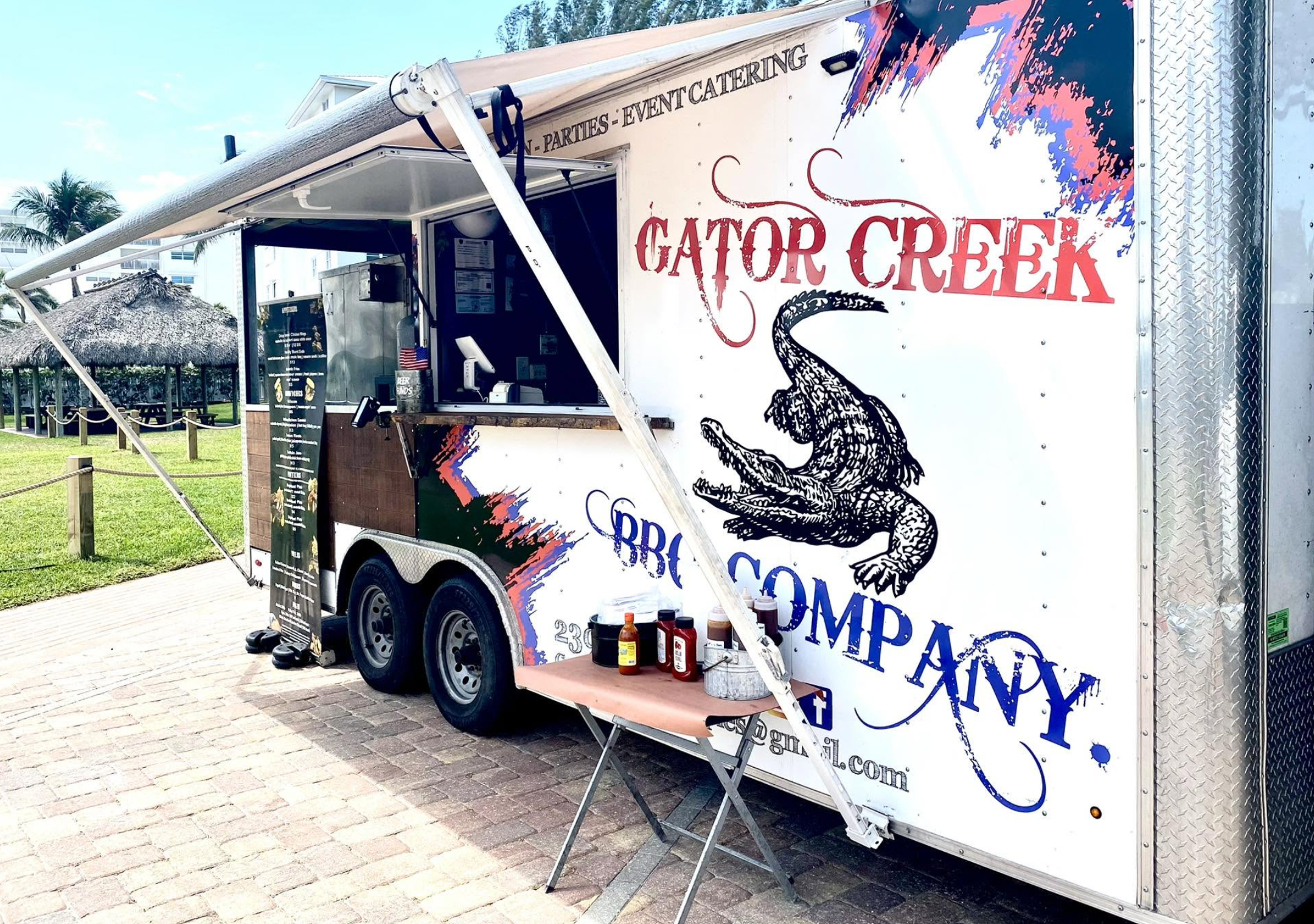 Food Truck at the Beach Park: Gator Creek BBQ
