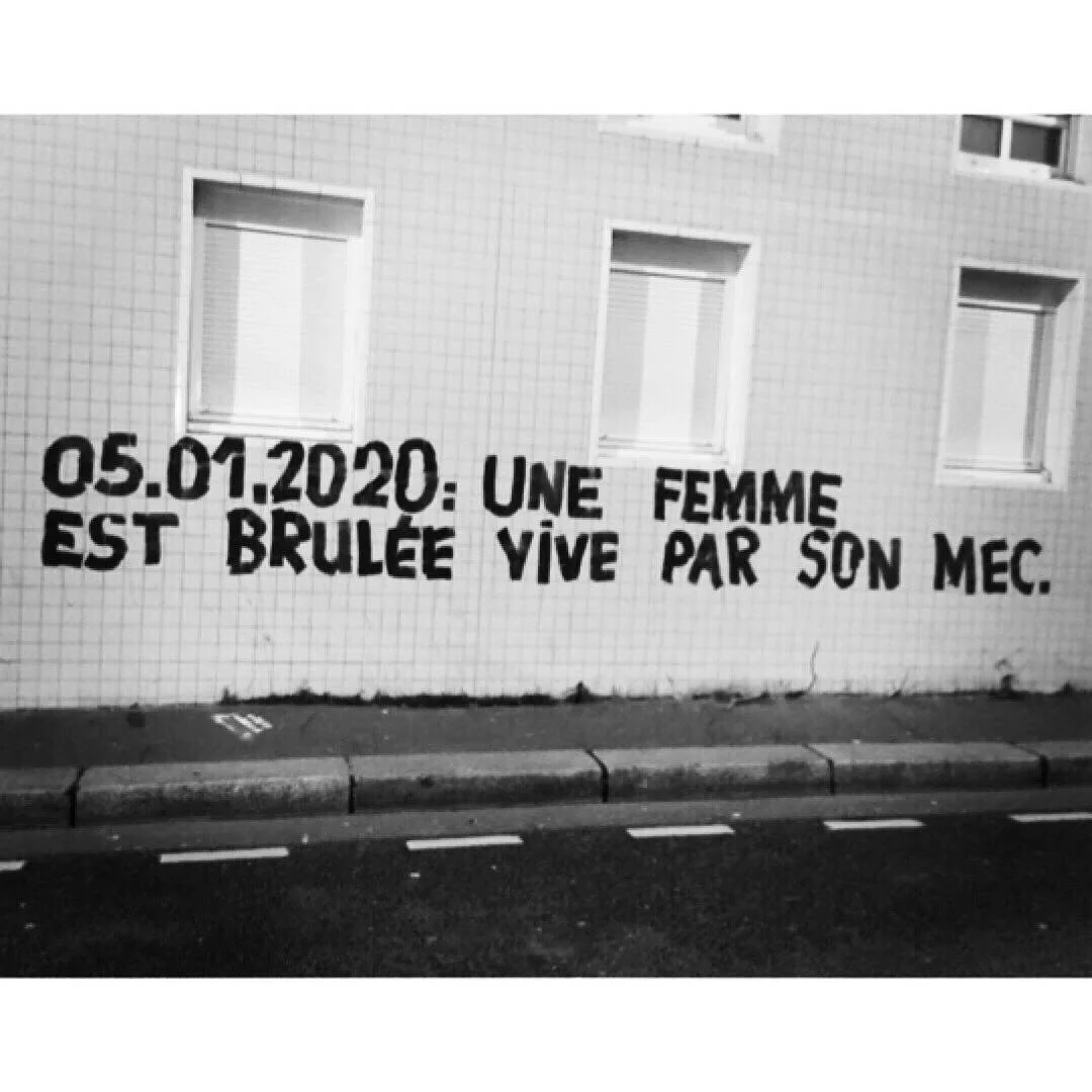 collages féminicides féministes Marguerite Stern harcèlement de rue