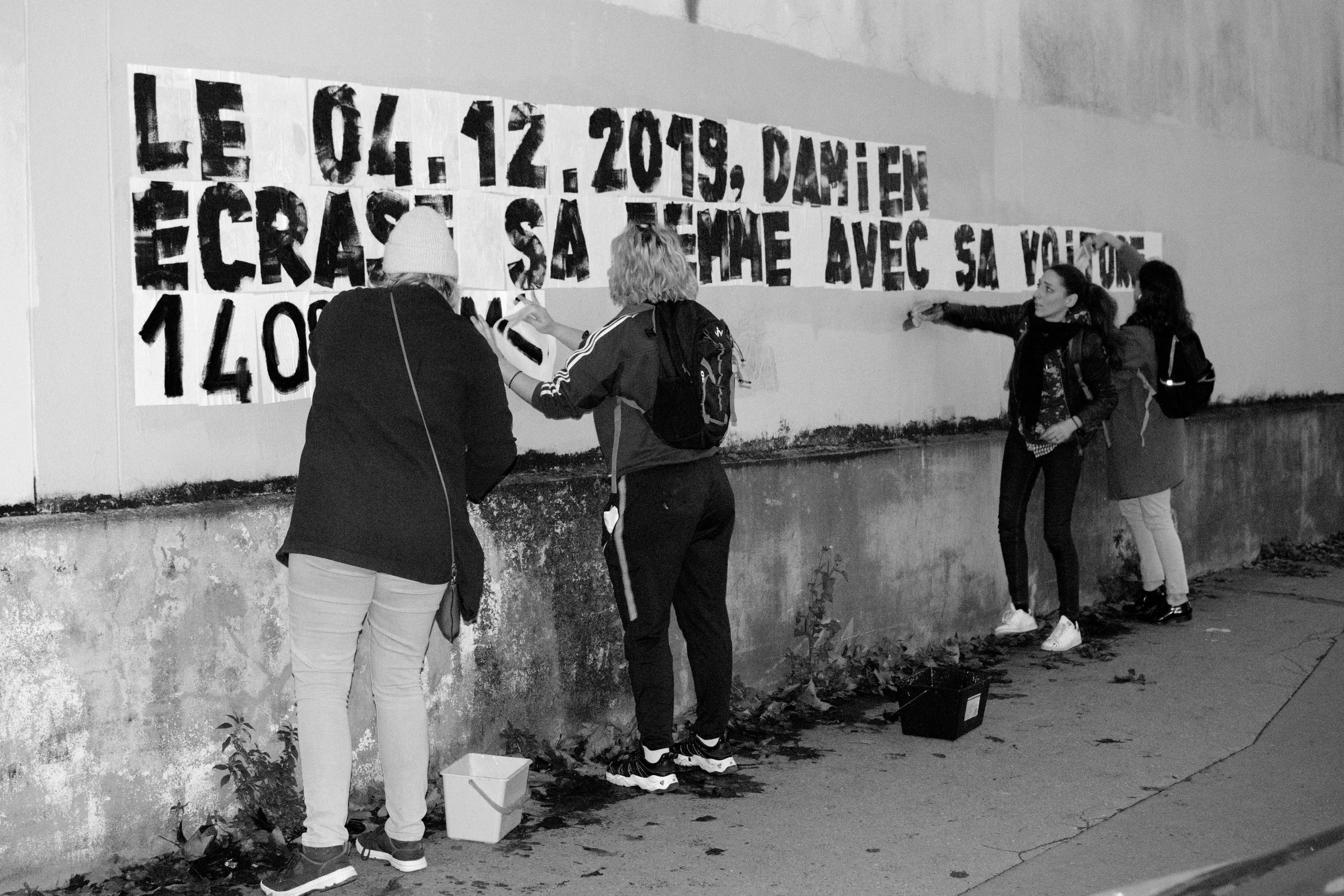 collages féminicides féministes Marguerite Stern