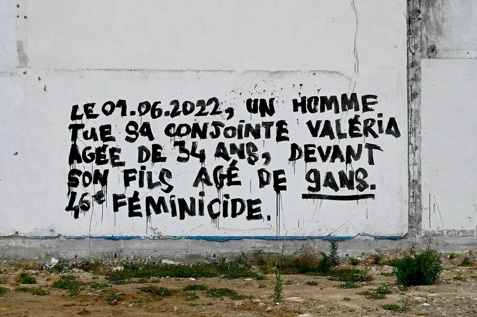 collages féminicides féministes Marguerite Stern harcèlement de rue