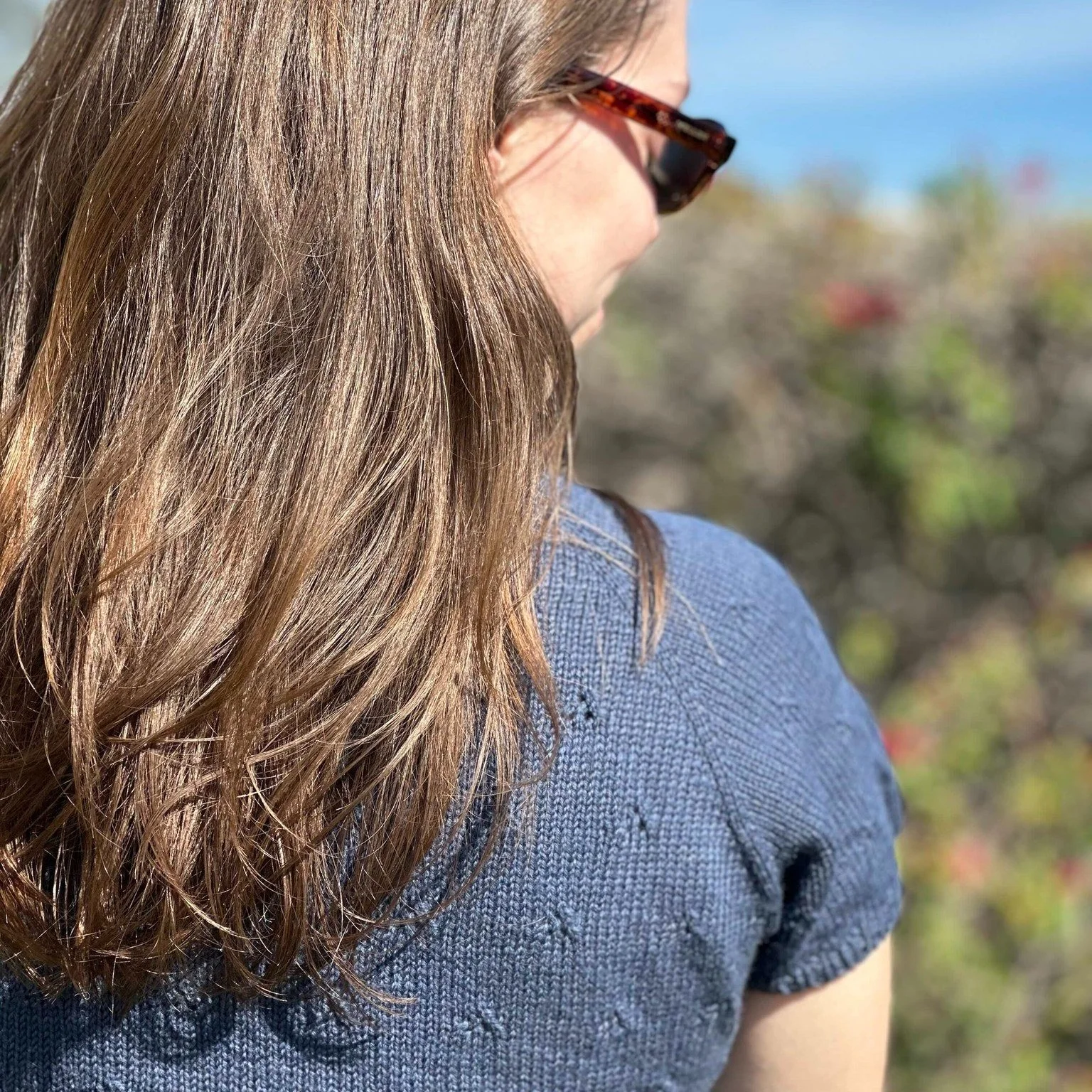 So fun seeing Eleni in her most recent finished object -- the Wonderland Tee (designed by Mar&iacute;a Tornero). She picked up 2 skeins of Pure Sock from us @fibruary_indy, along with a couple of other goodies from other Indy Dyers at the festival.

