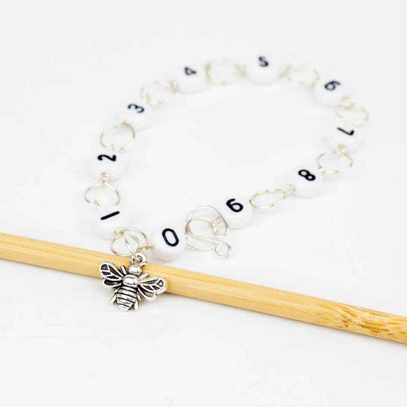 little-silver-bee-circle-counter.webp