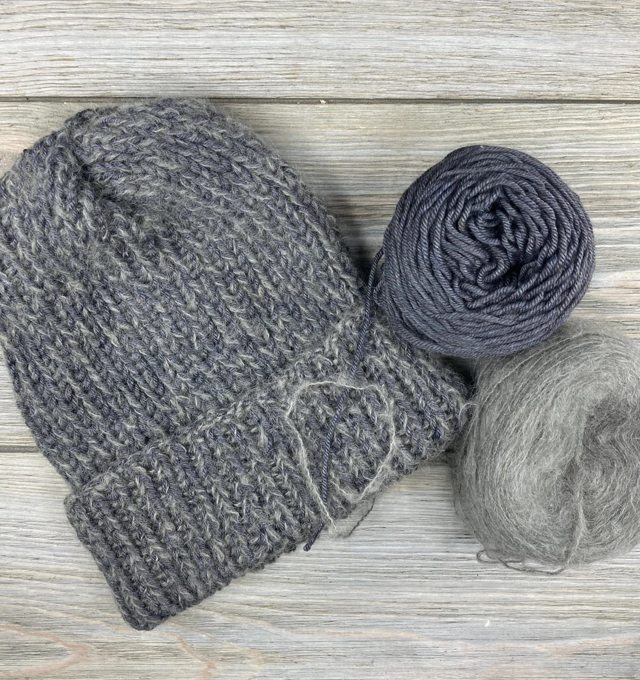 Sarah's version of the Tromsø Hat, deisgned by Joji Locatelli in her Ready for Fall 2 ebook