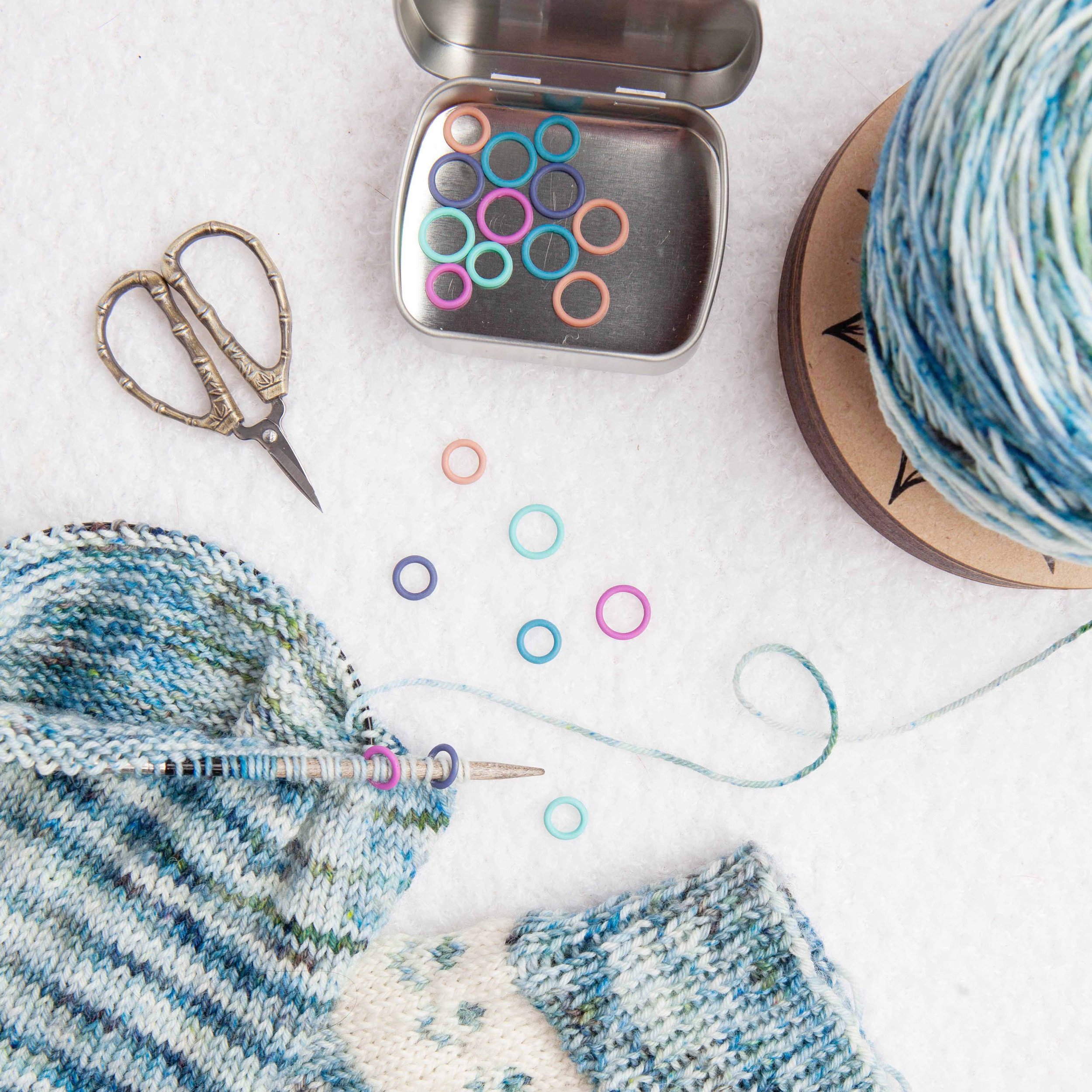 Rainbow Simple Ring Stitch Marker - Lifestyle 1.jpg