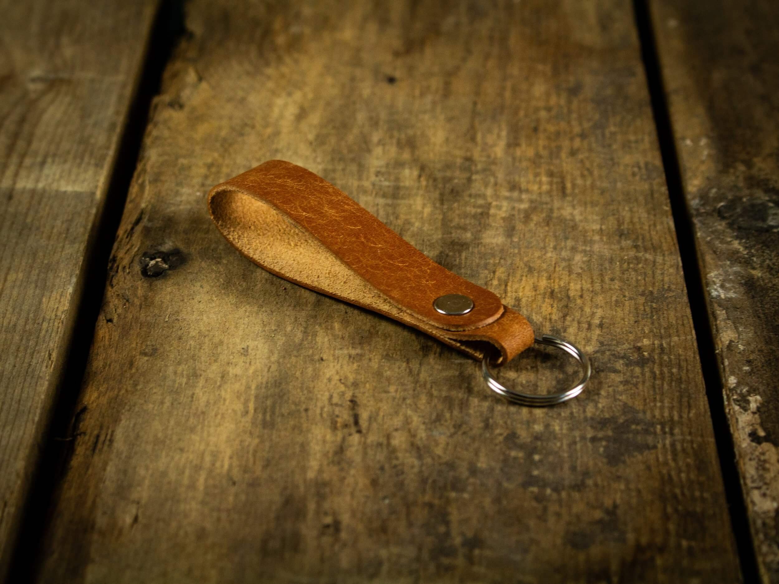 Key-Fob-Cognac-Steel-op.jpg