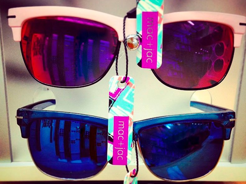 HANG TAGS