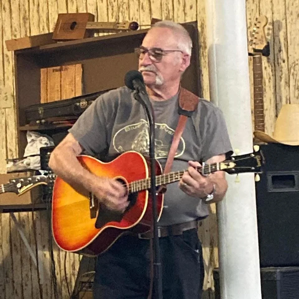 Bob Greene @ Grumbellies