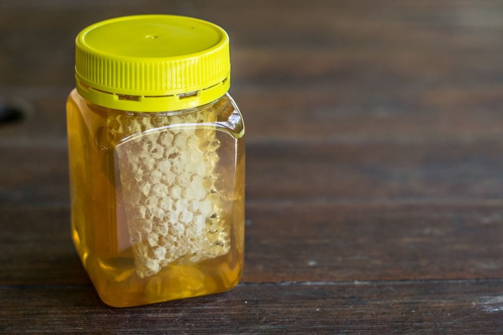 Honey & Comb Jar Pic.jpg